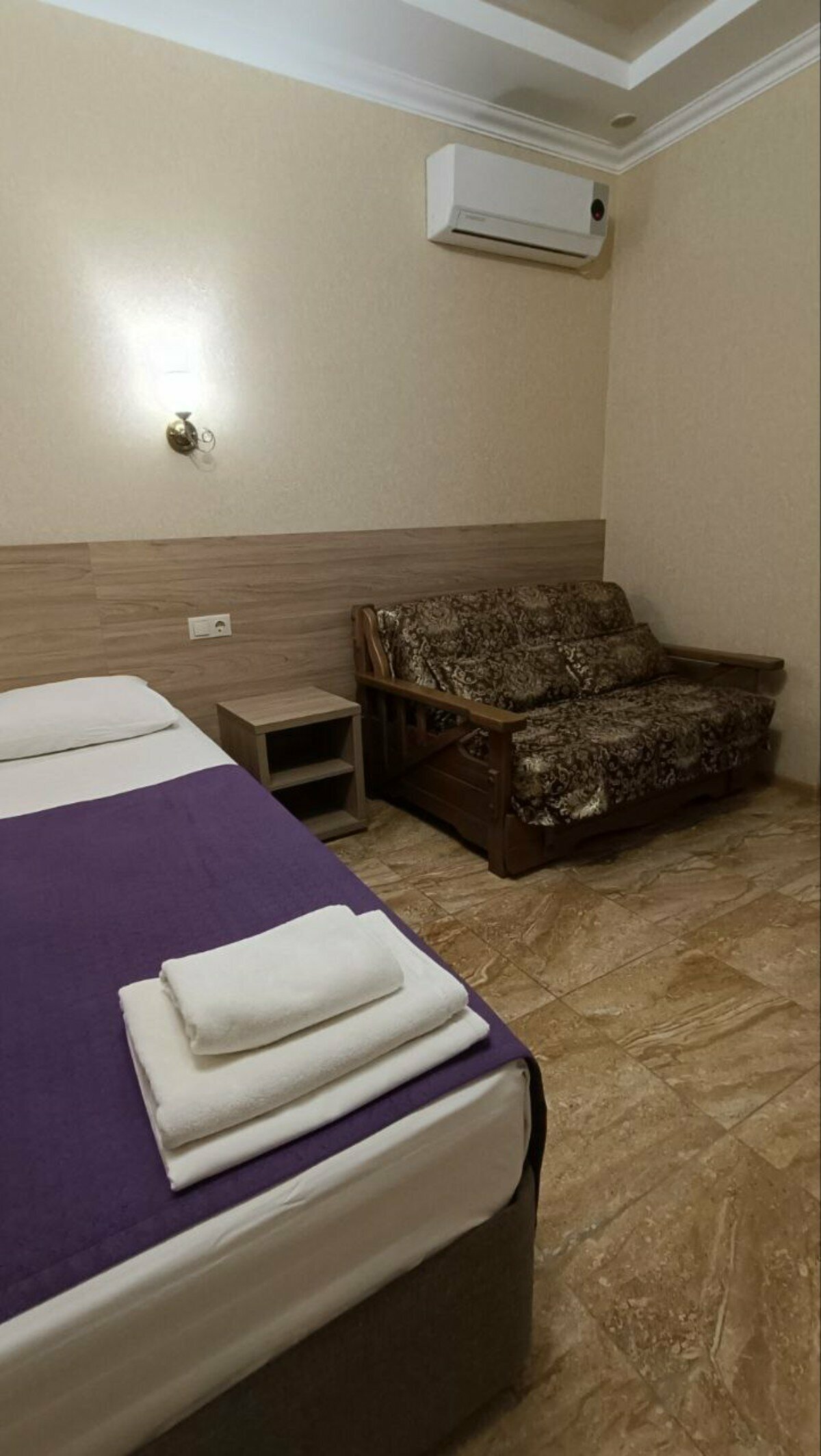 5-местный номер на цокольном этаже