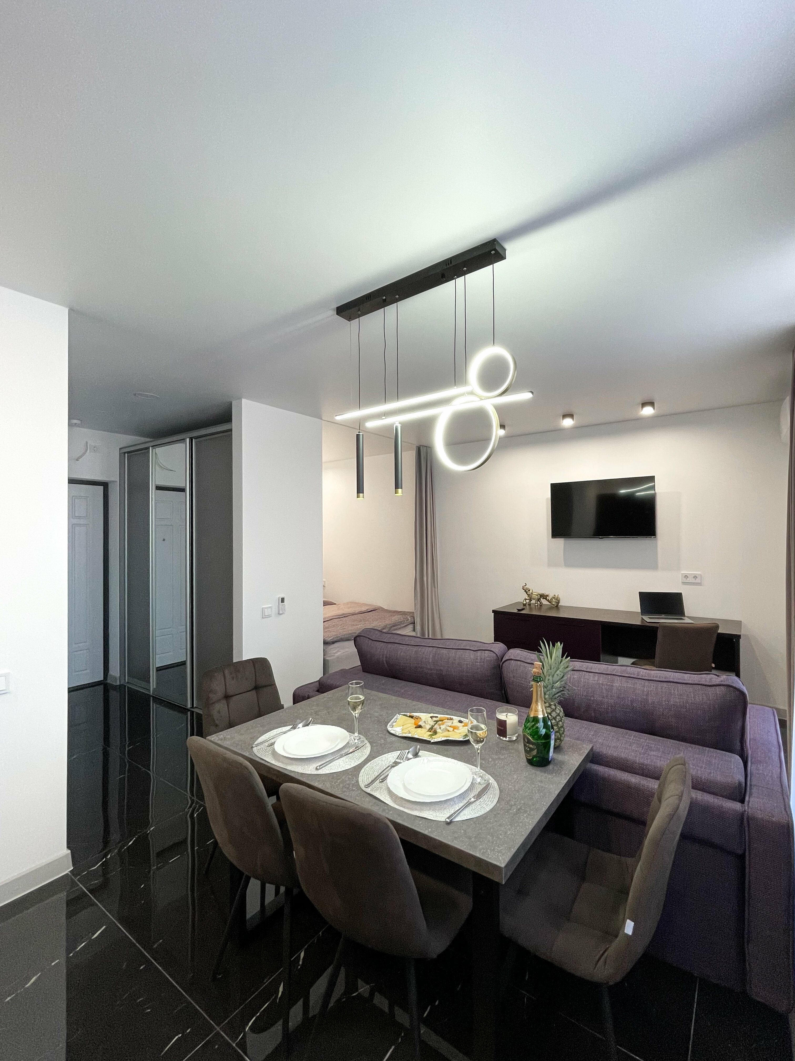 Номер-студия Делюкс с кроватью размера «queen-size»