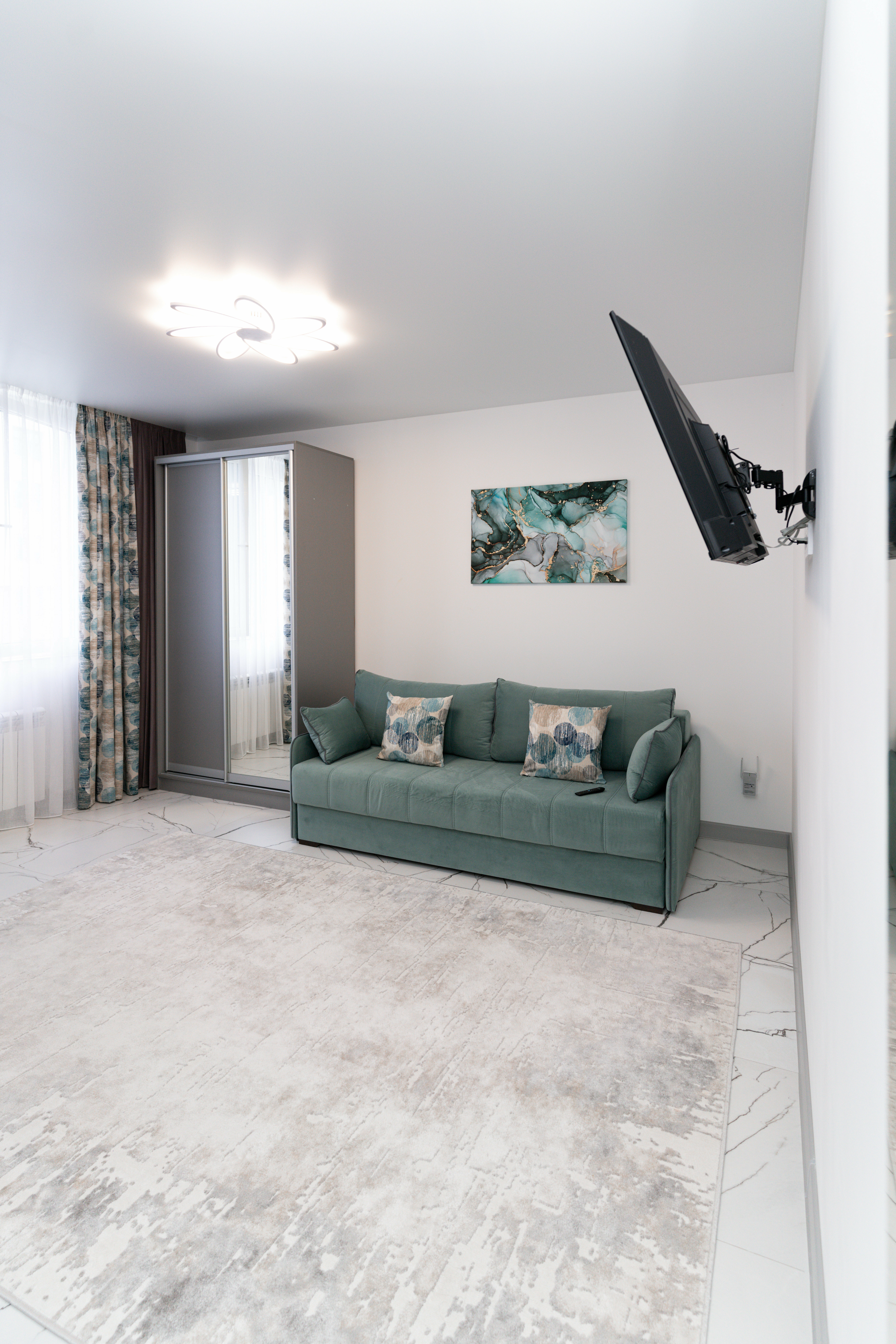 Номер-студия с диваном-кроватью