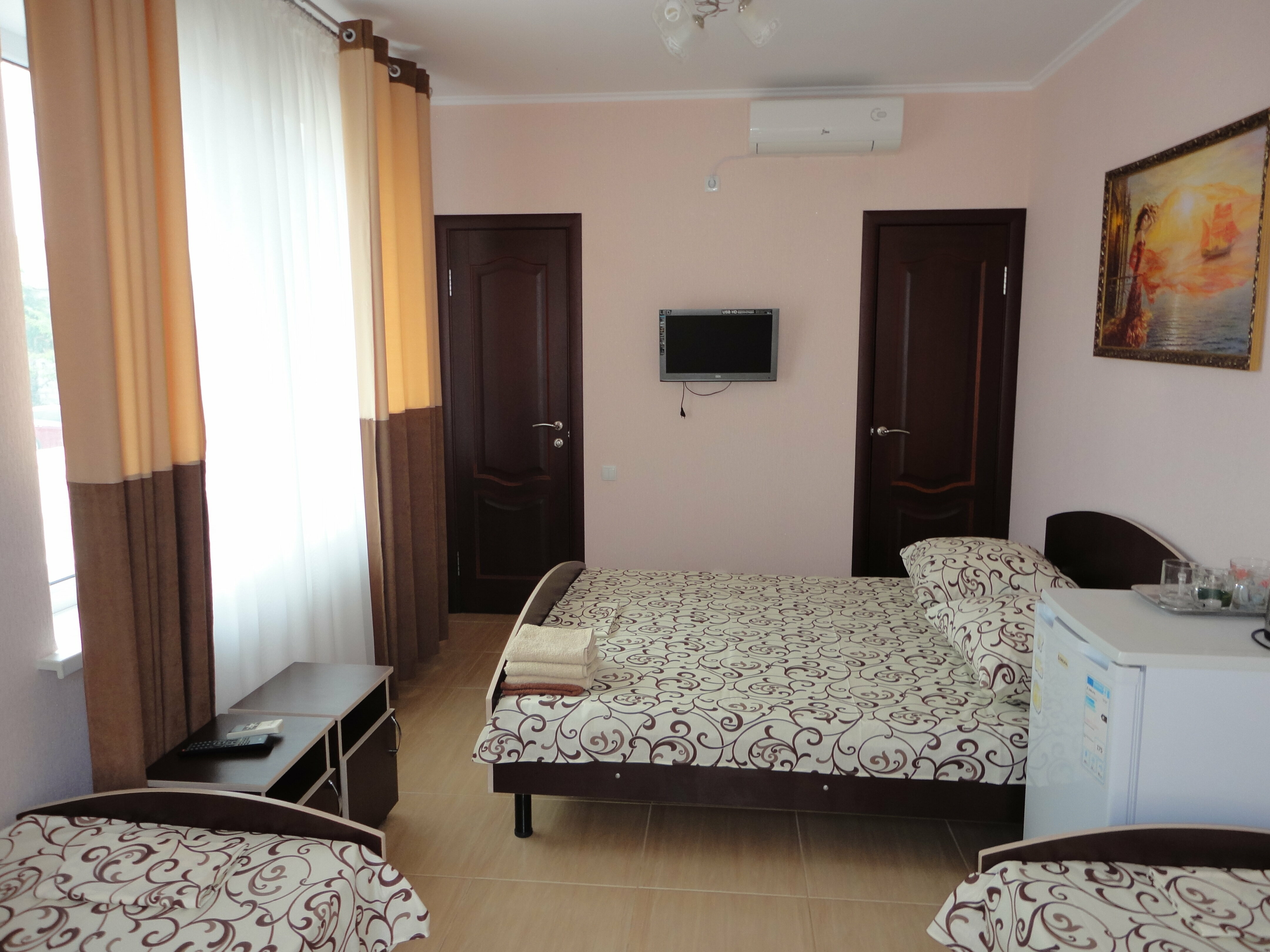 Четырехместный номер с балконом