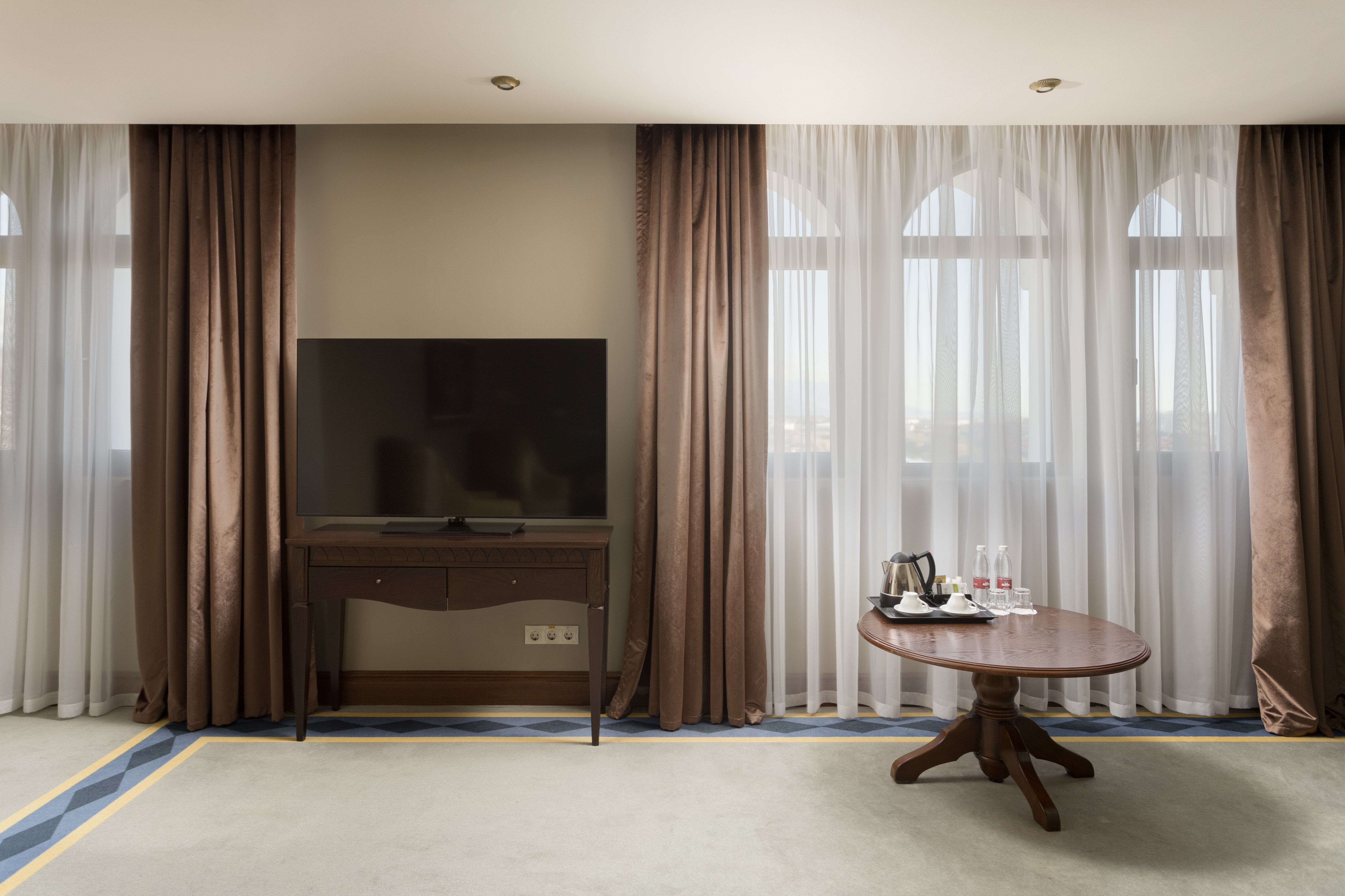 Люкс королевы (+ билеты  в Сочи Парк)