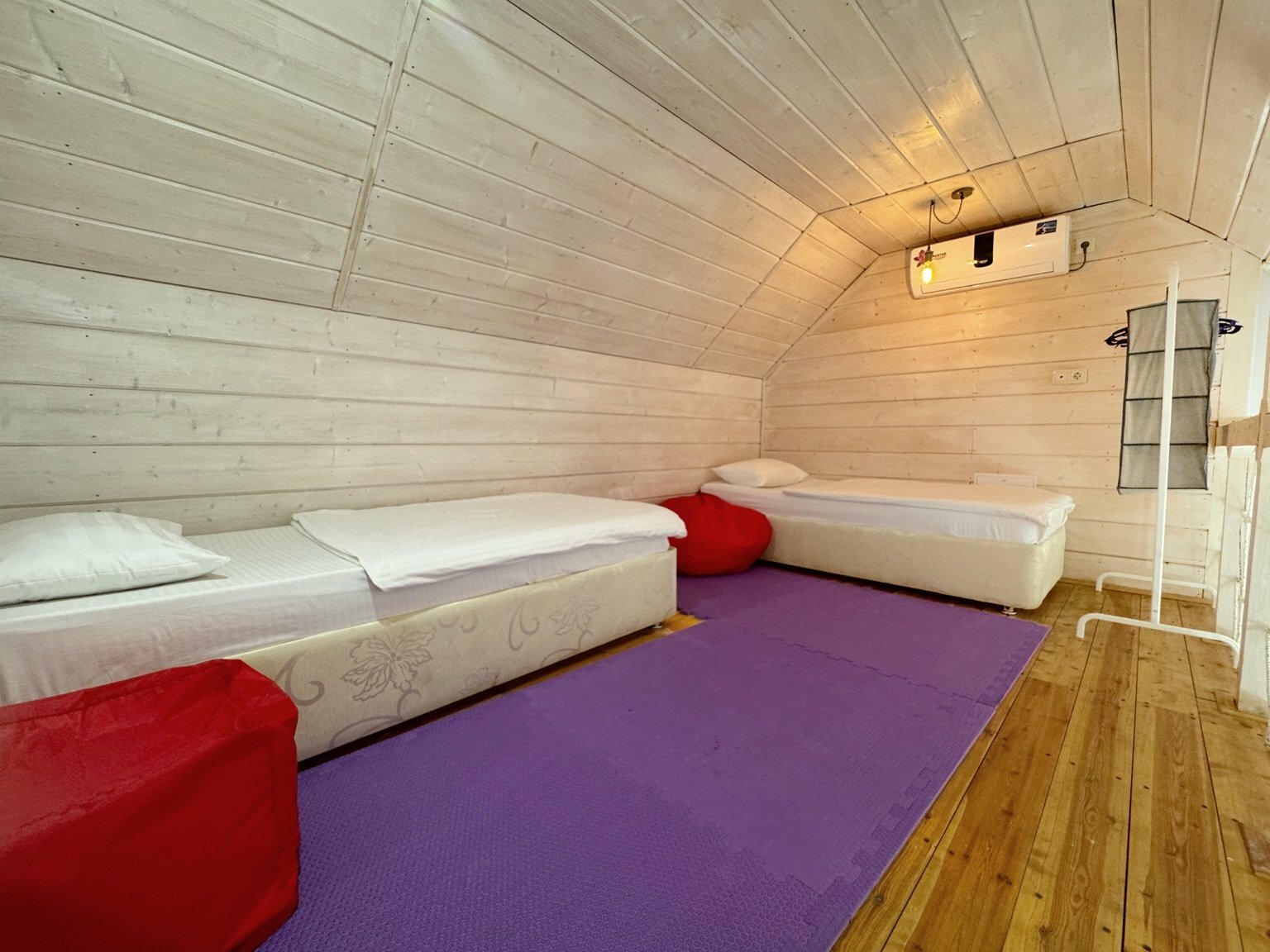 Двухъуровневый сьют с балконом