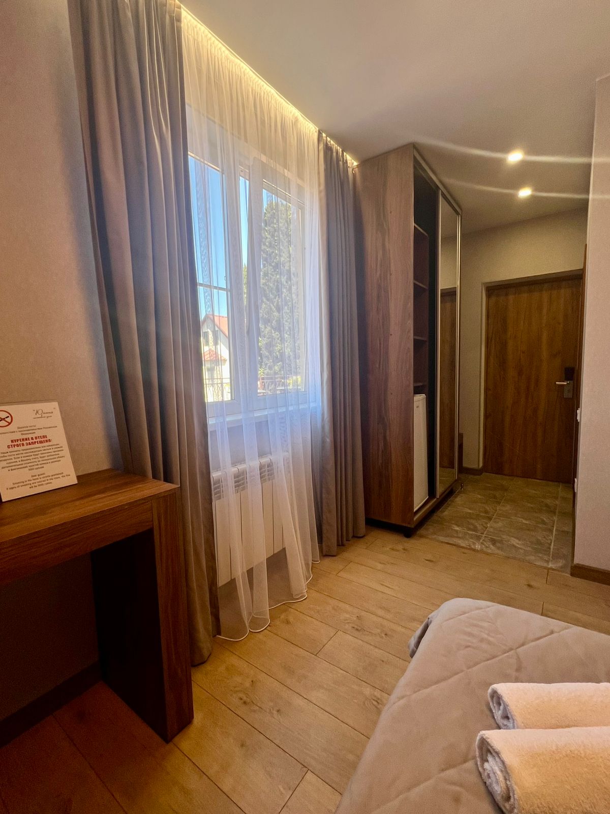 (№21) 2-х местный стандарт без балкона на 2 этаже раздельные кровати