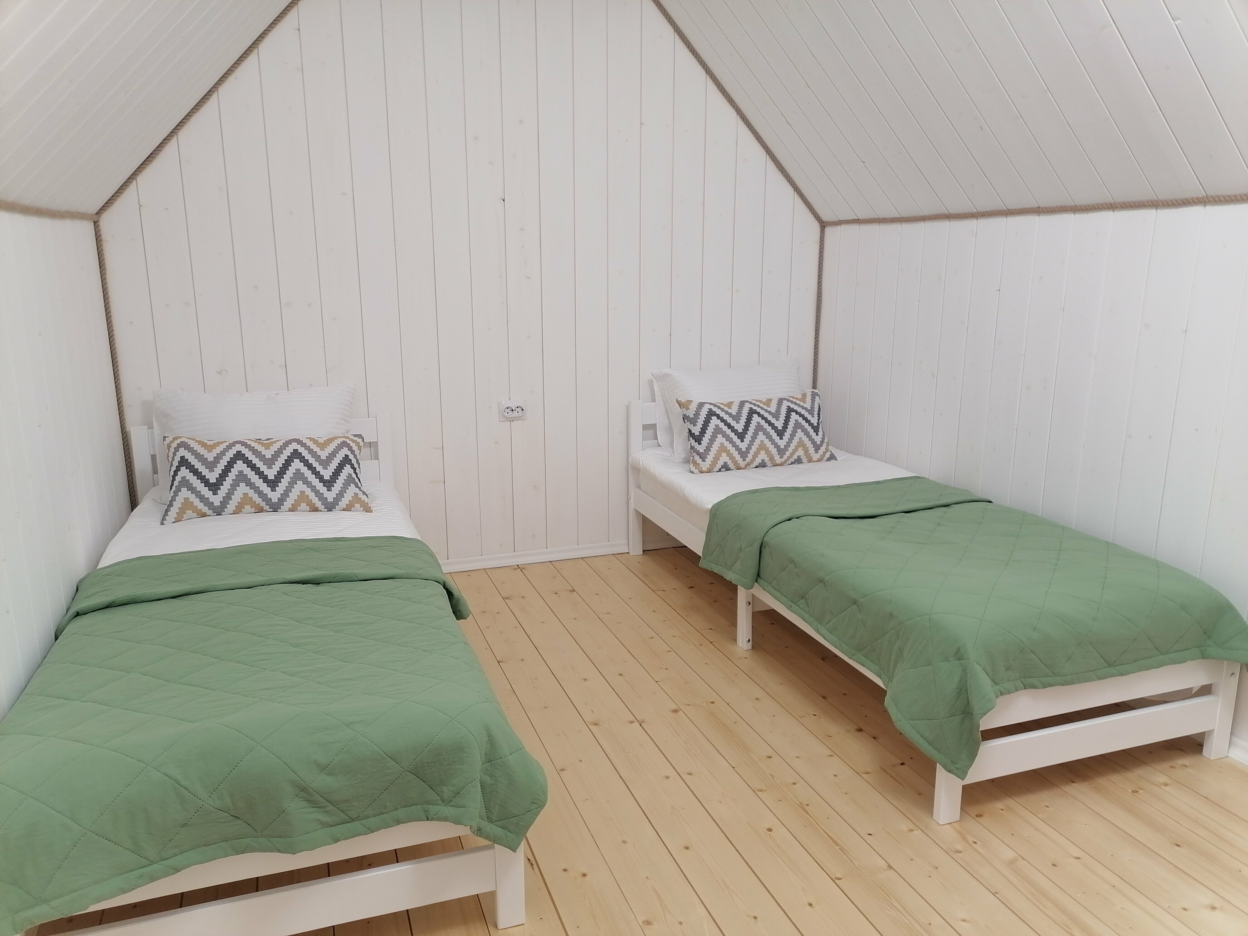 Коттедж с собственным бассейном