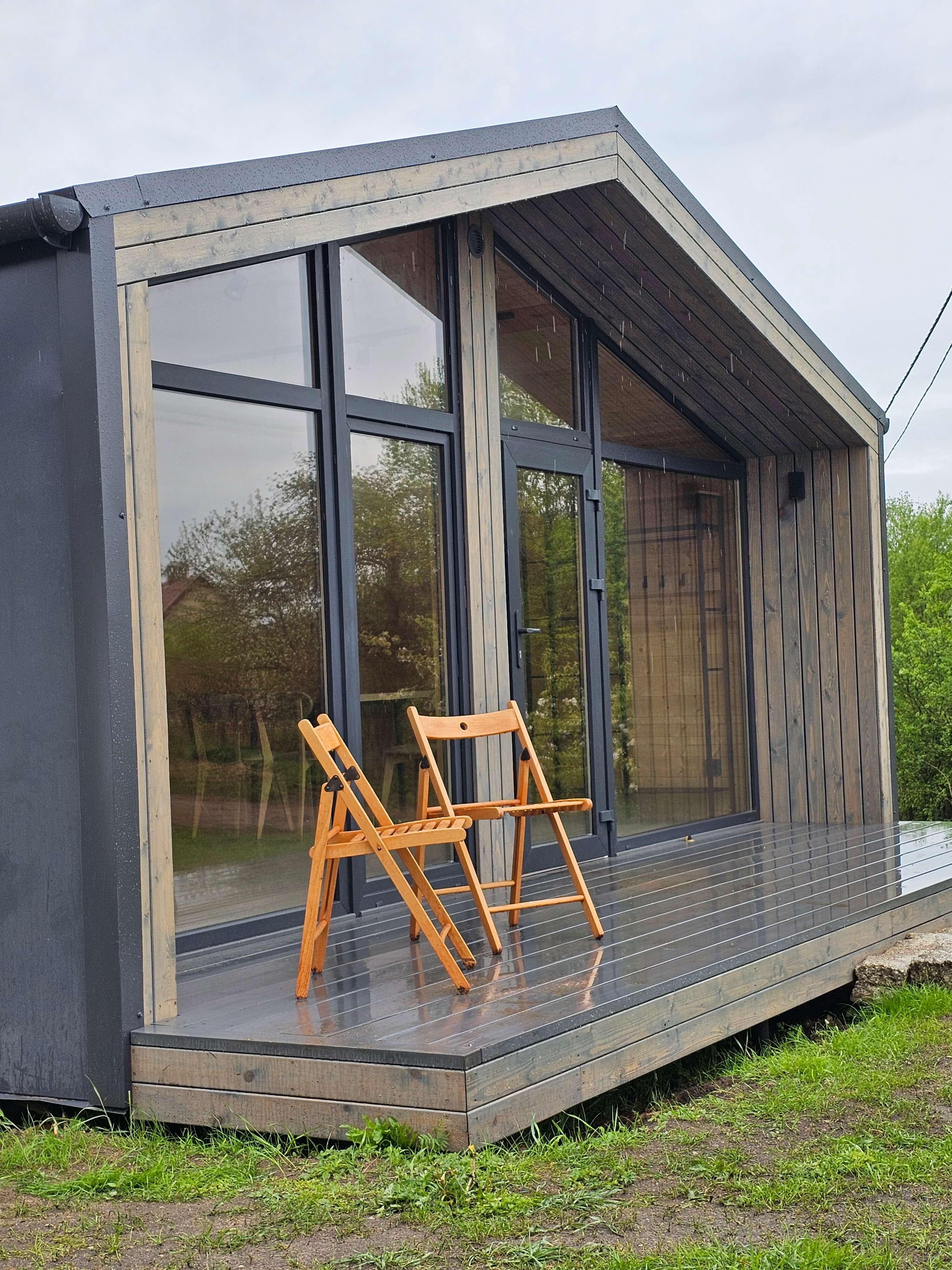 Дом с видом на лес