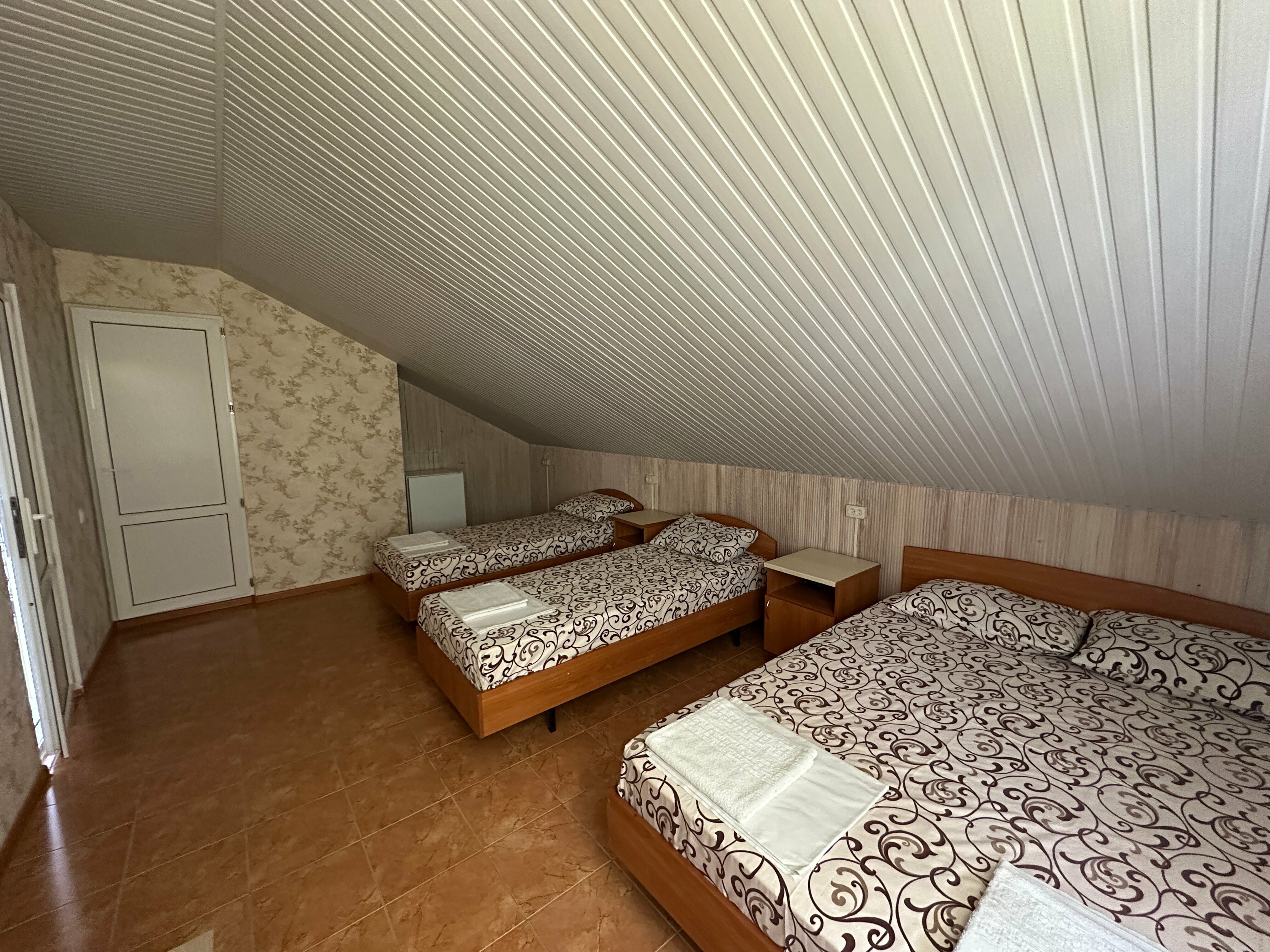 Стандартный четырехместный номер