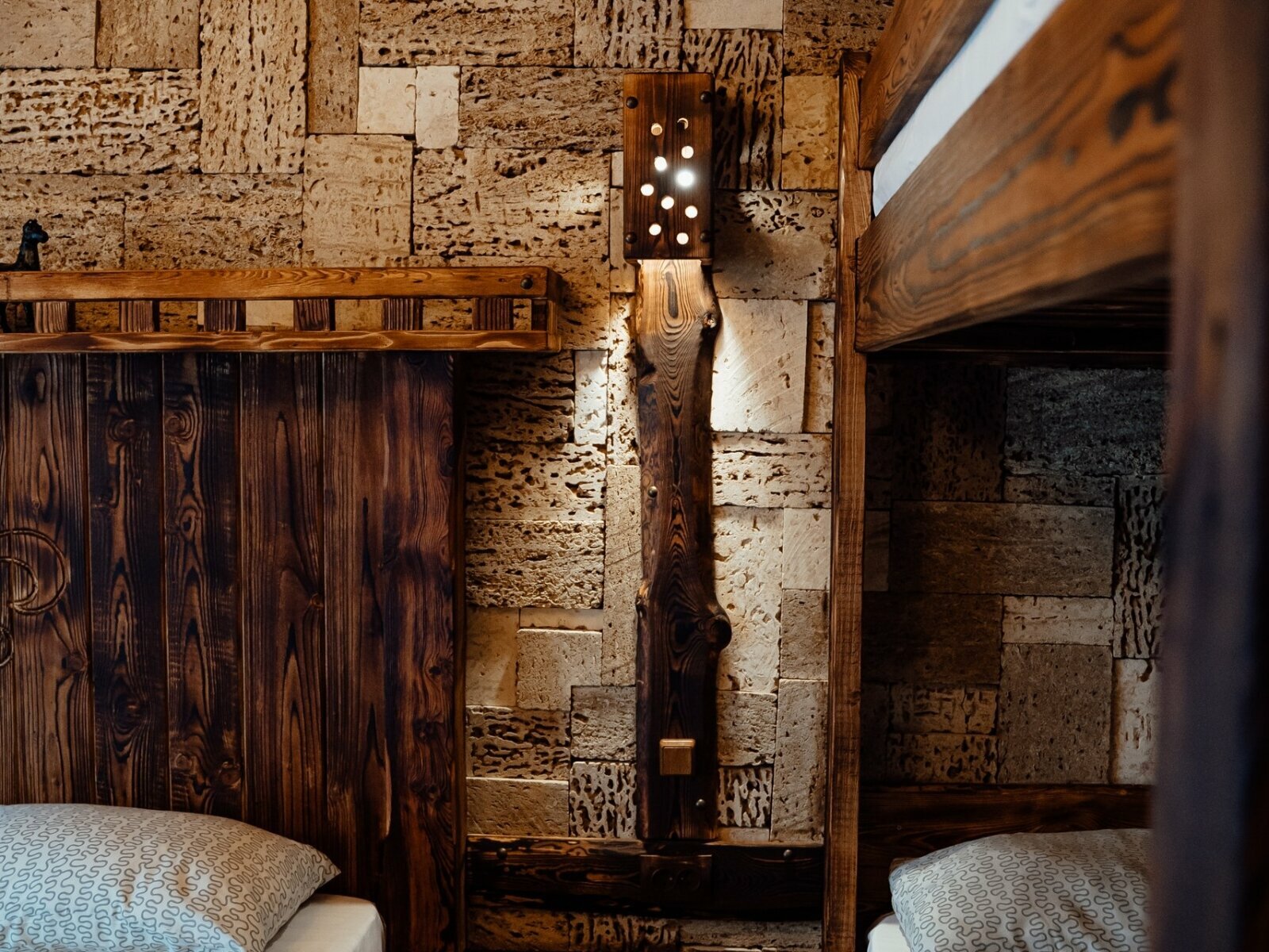 Четырехместный номер с балконом