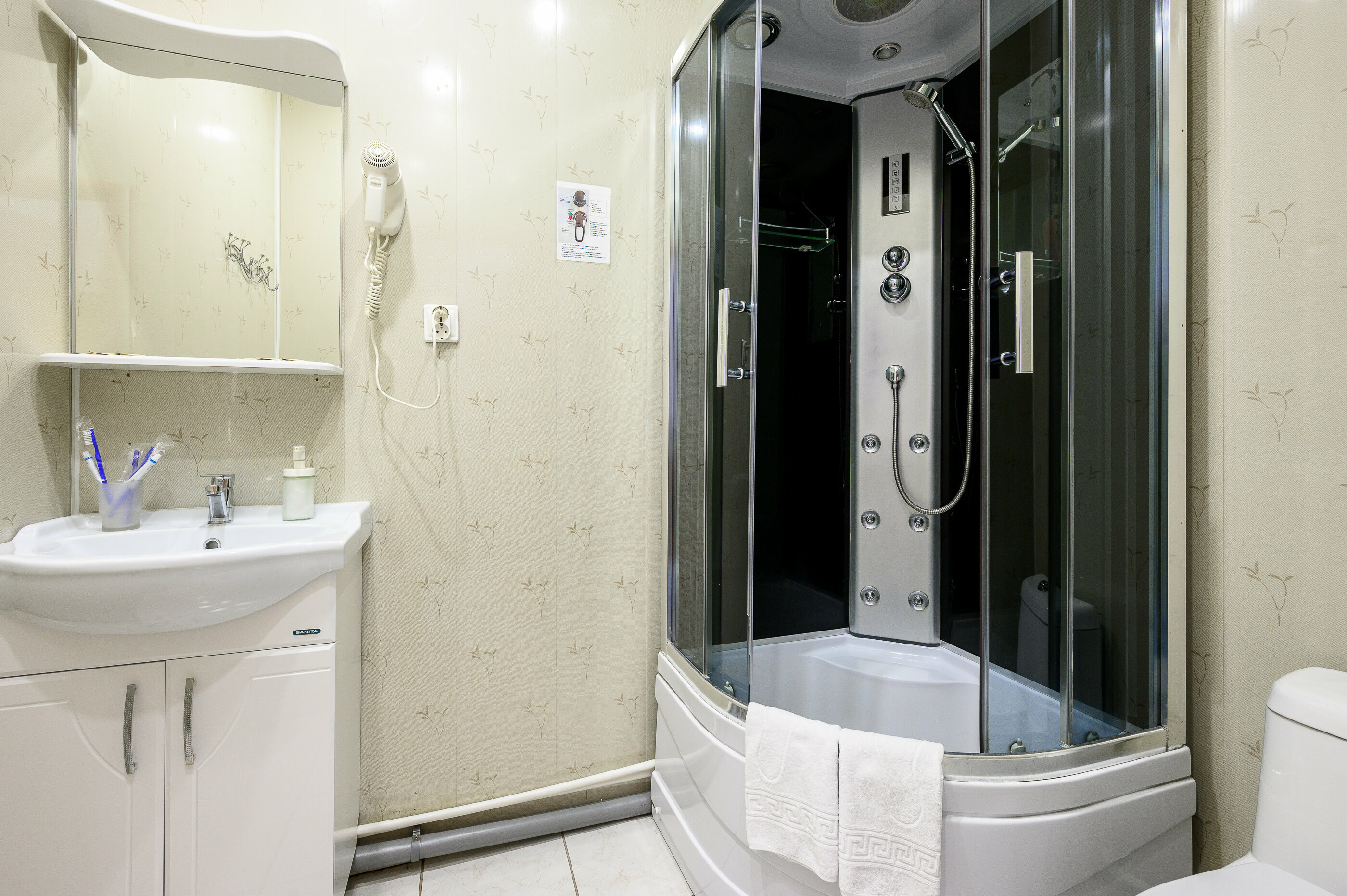 Стандартный трехместный номер