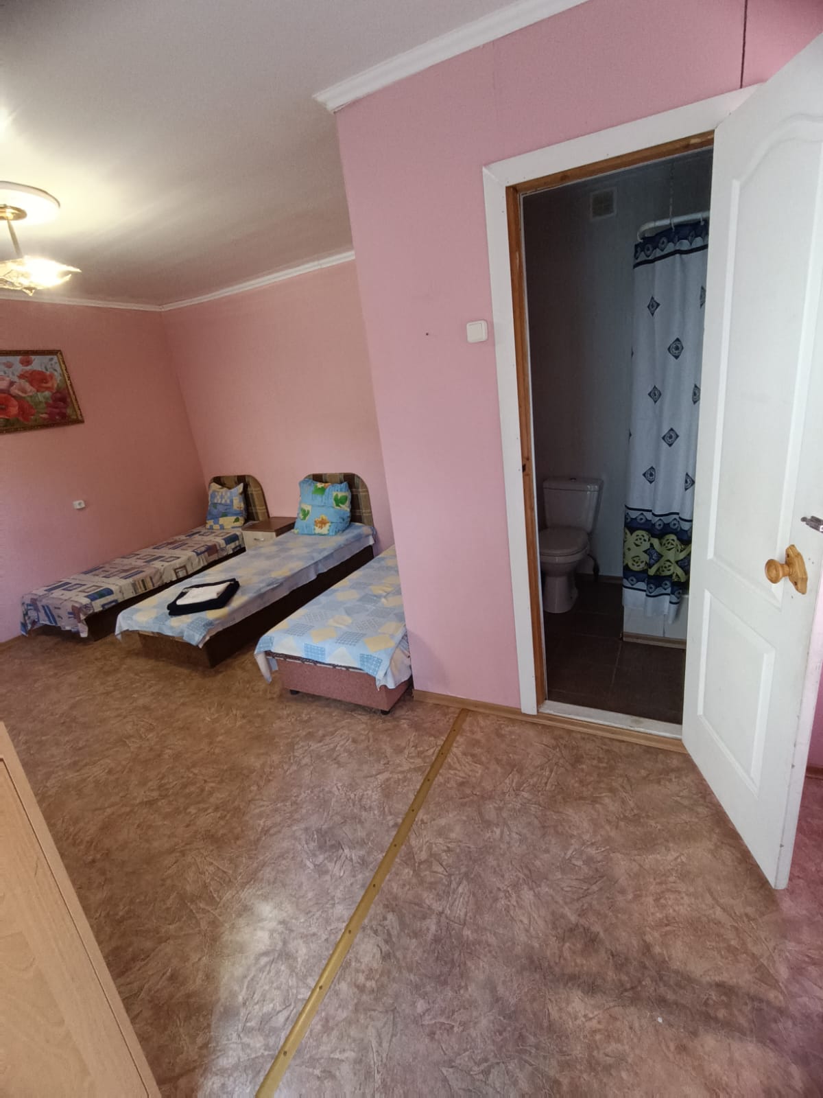 Бюджетный трехместный номер