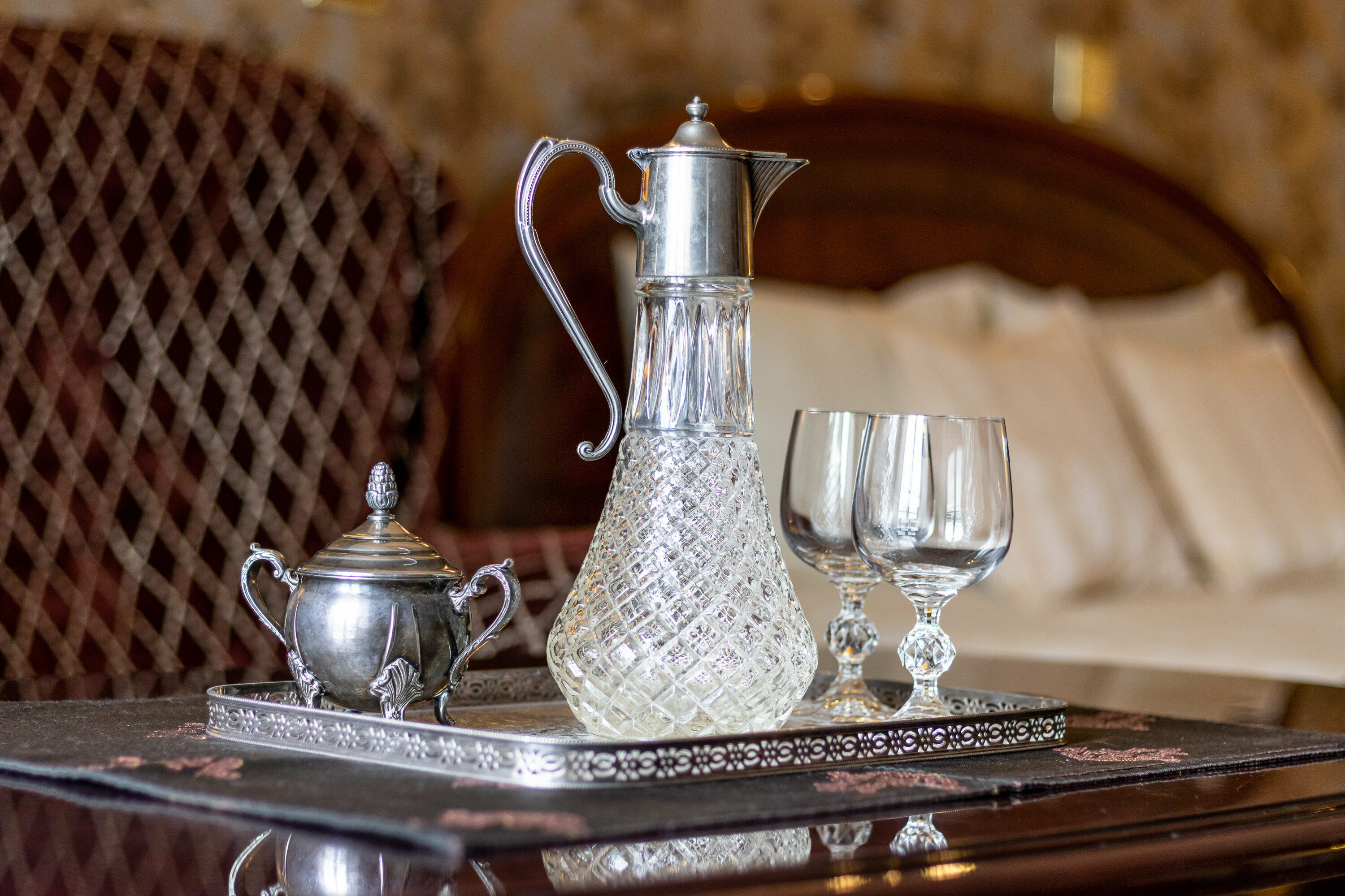 Семейные апартаменты "Дворянское гнездо" (персональный душ вне комнаты)