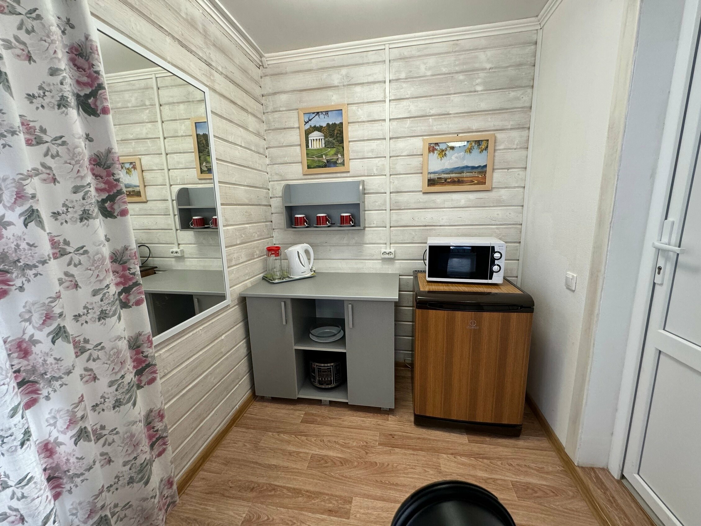 Улучшенный двухместный номер с 1 кроватью или 2 отдельными кроватями, вид на горы