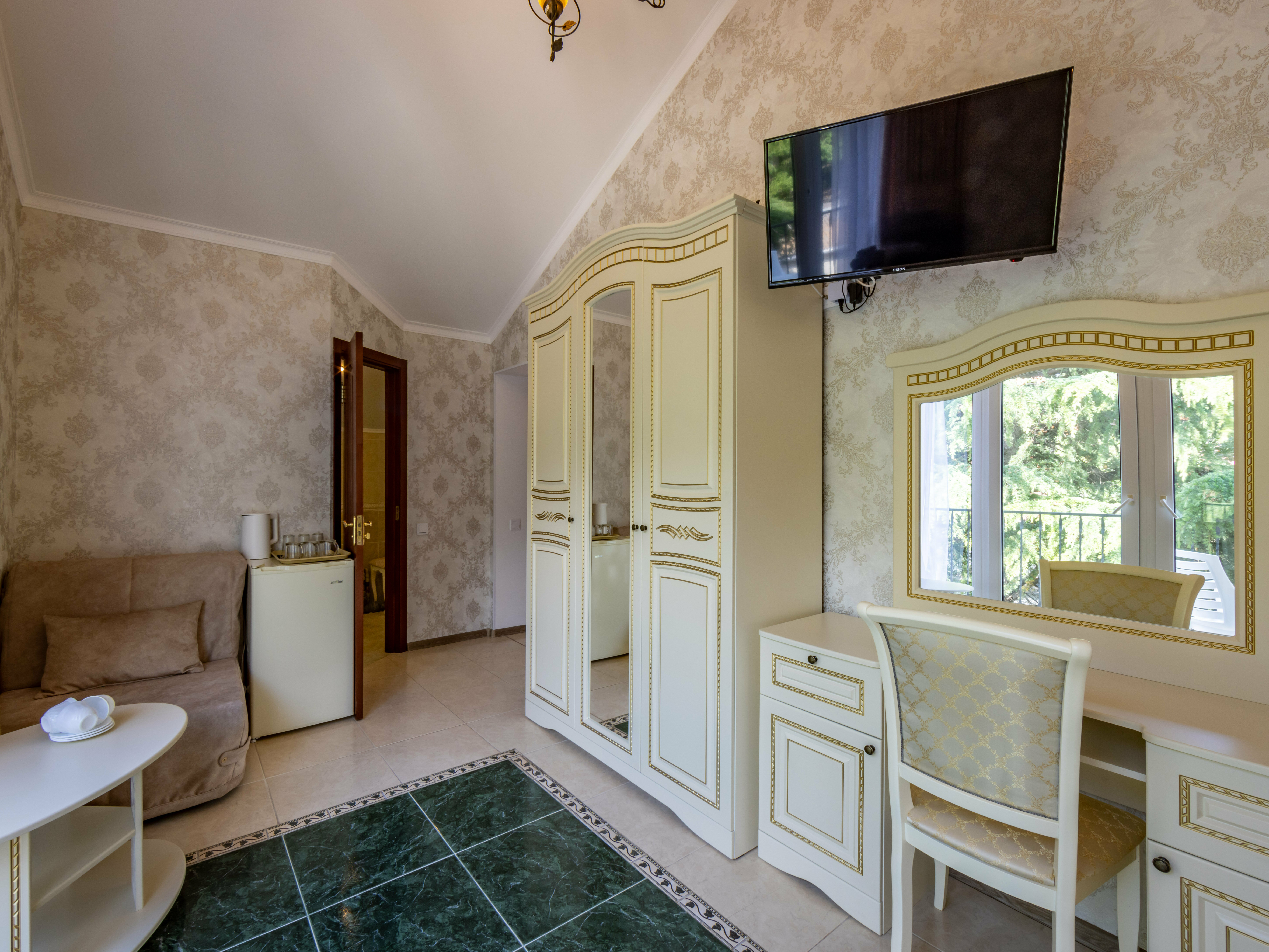 Полулюкс с видом на горы