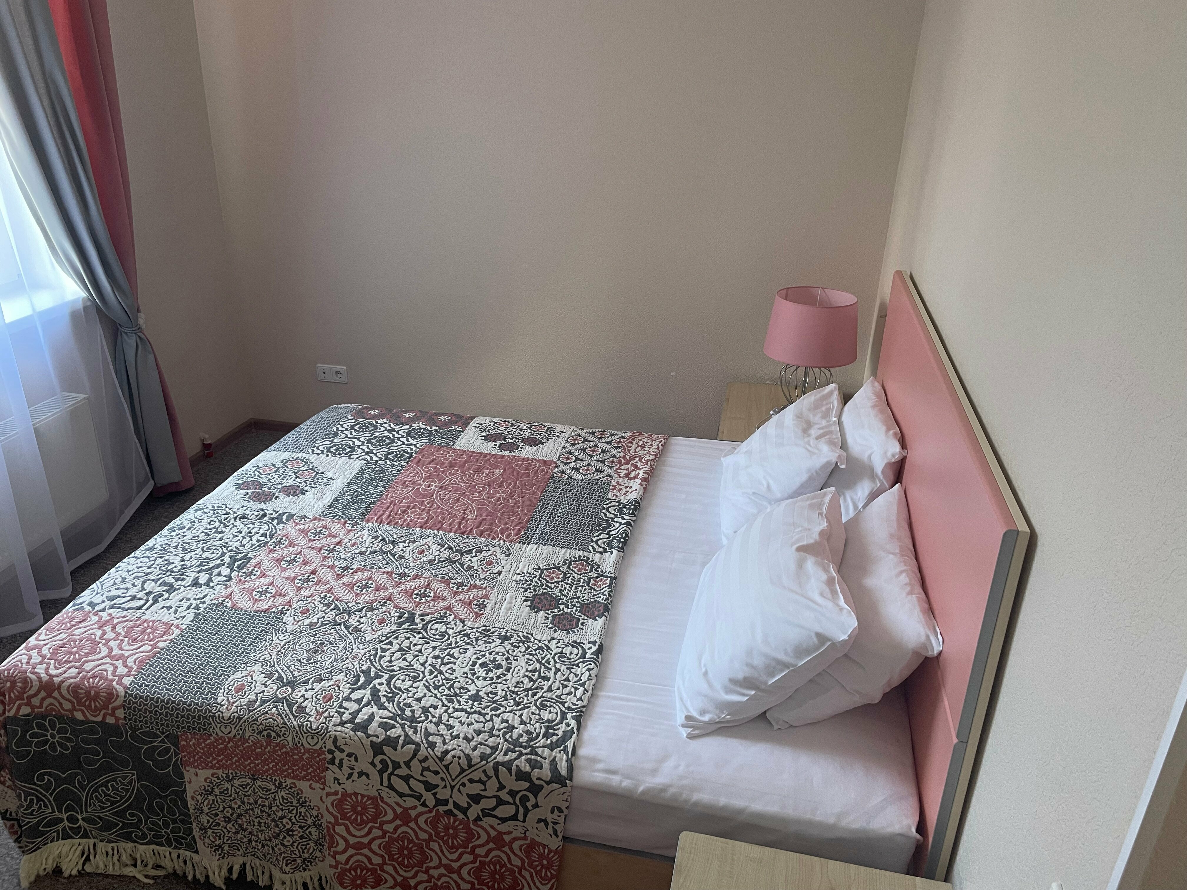 Номер-студия Делюкс с кроватью размера «queen-size»