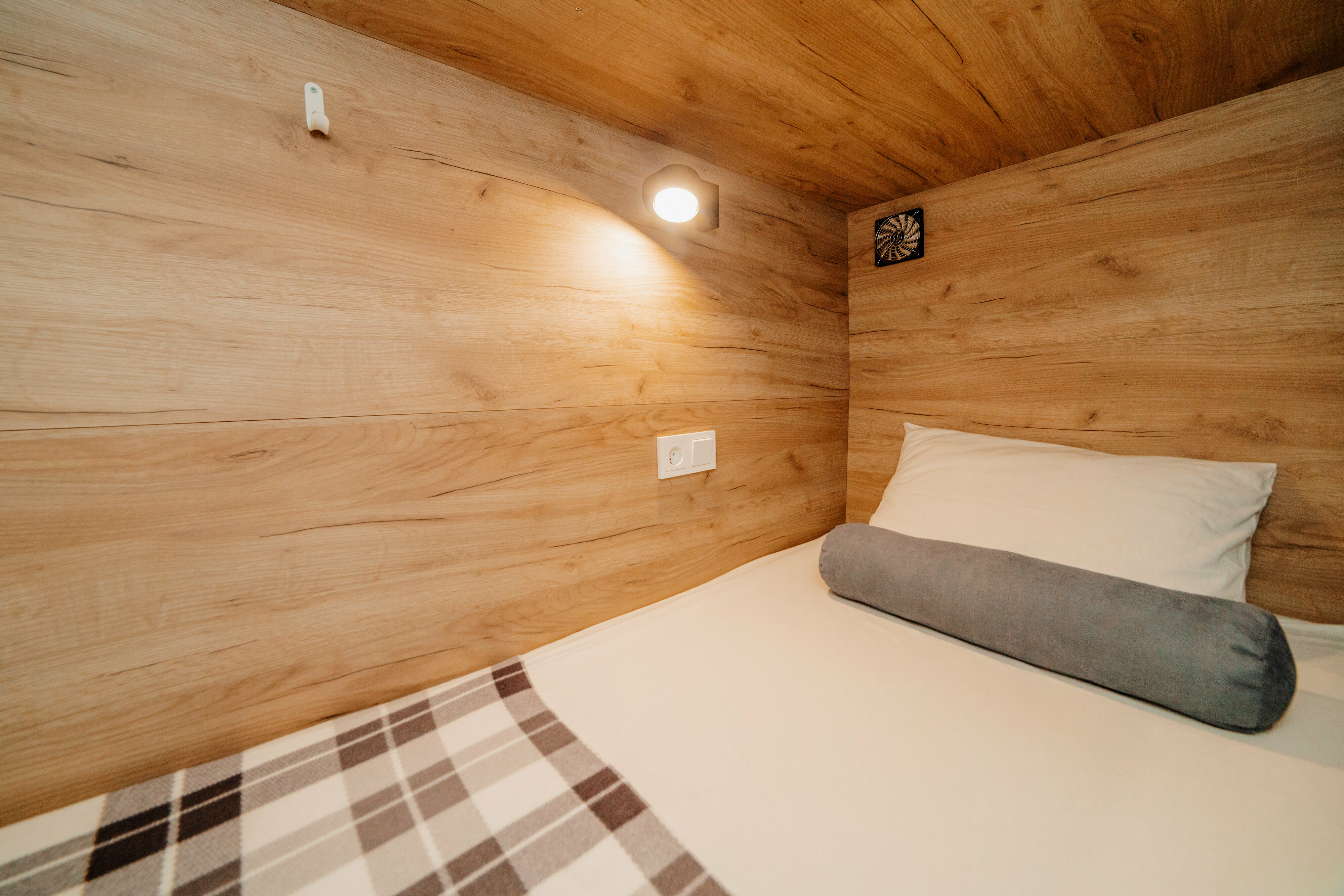 Верхнее спальное место