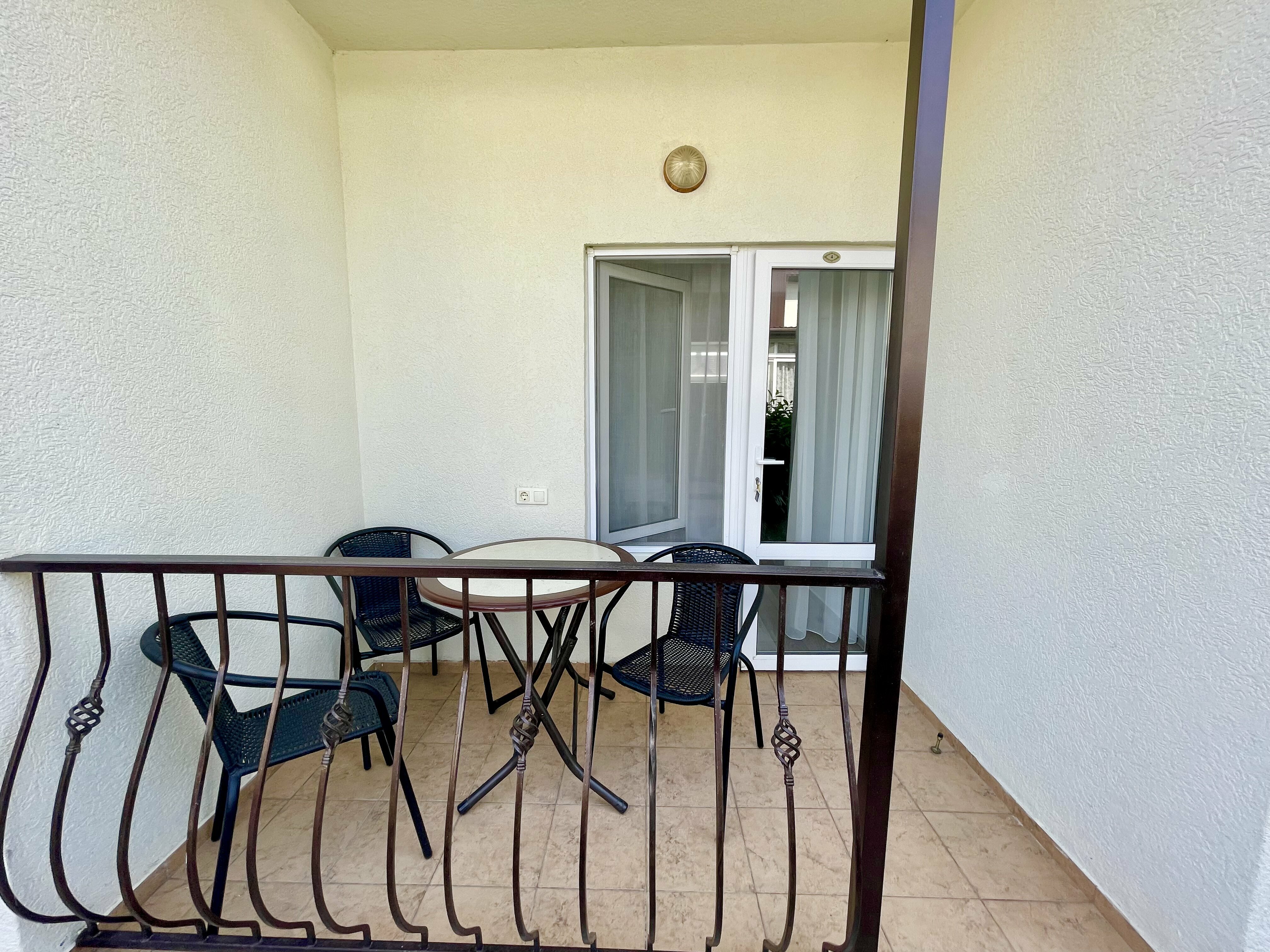 Четырехместный номер с балконом