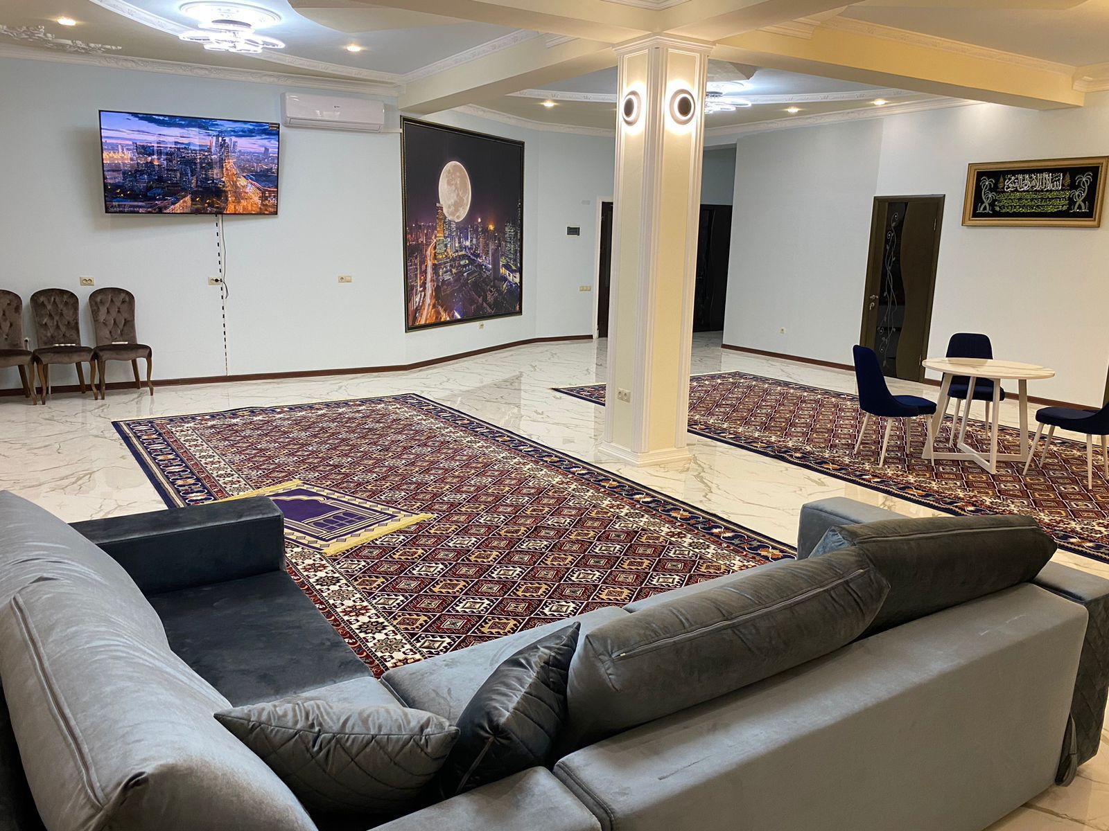 Большой двухместный номер с 1 кроватью