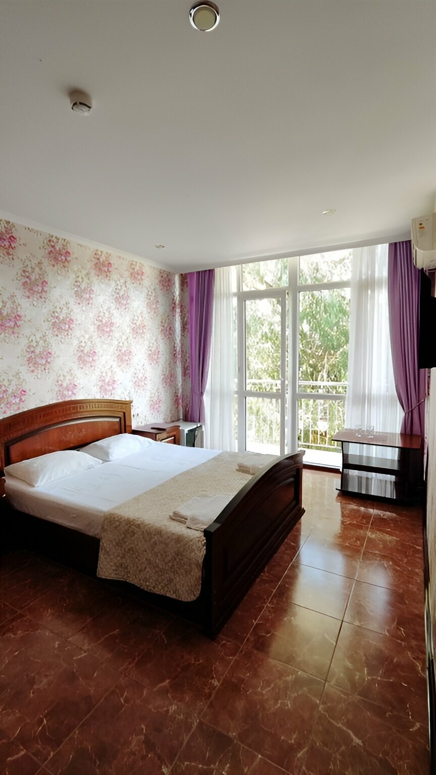 Двухместный номер с 1 кроватью и балконом