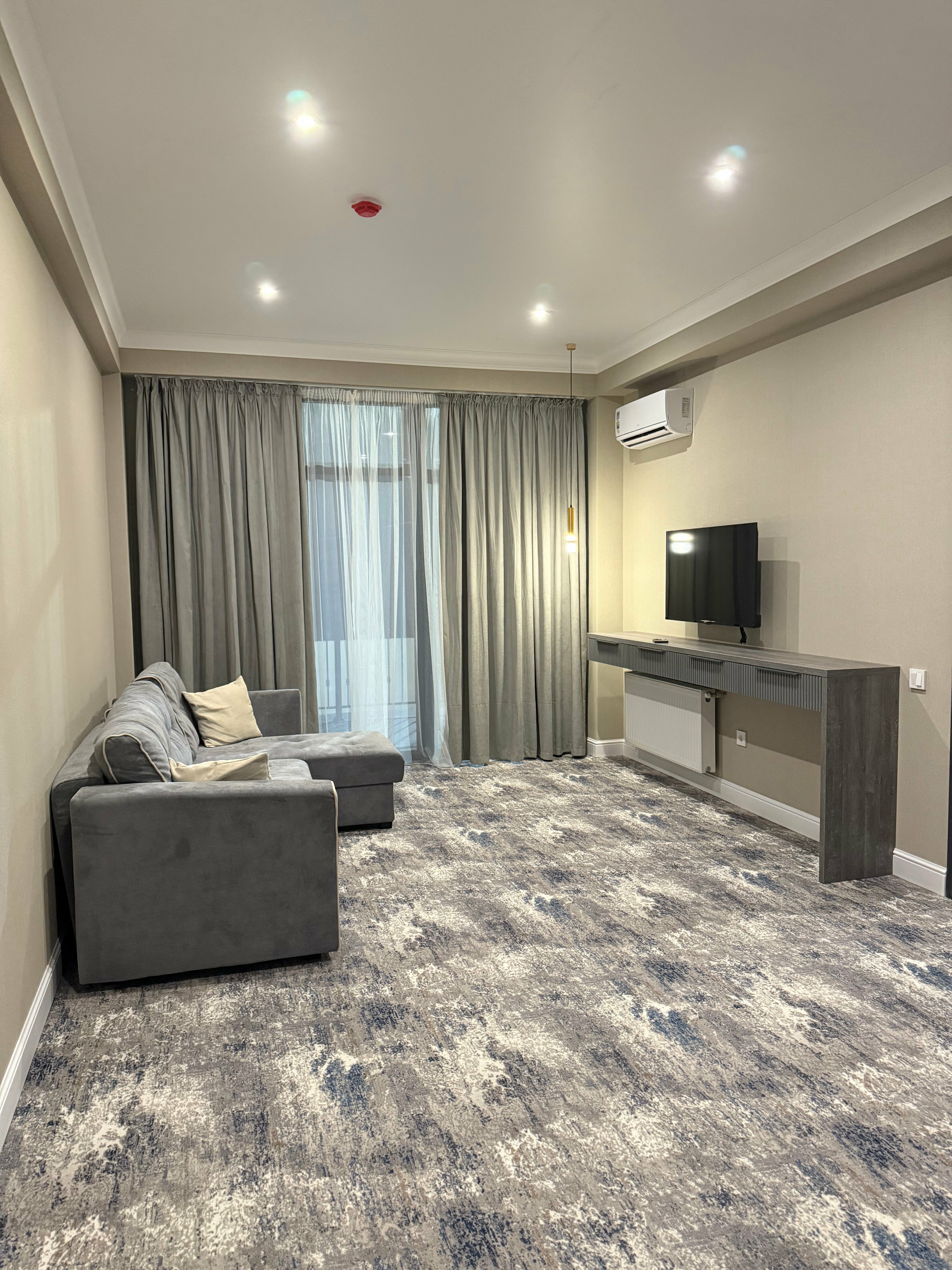 Люкс с балконом