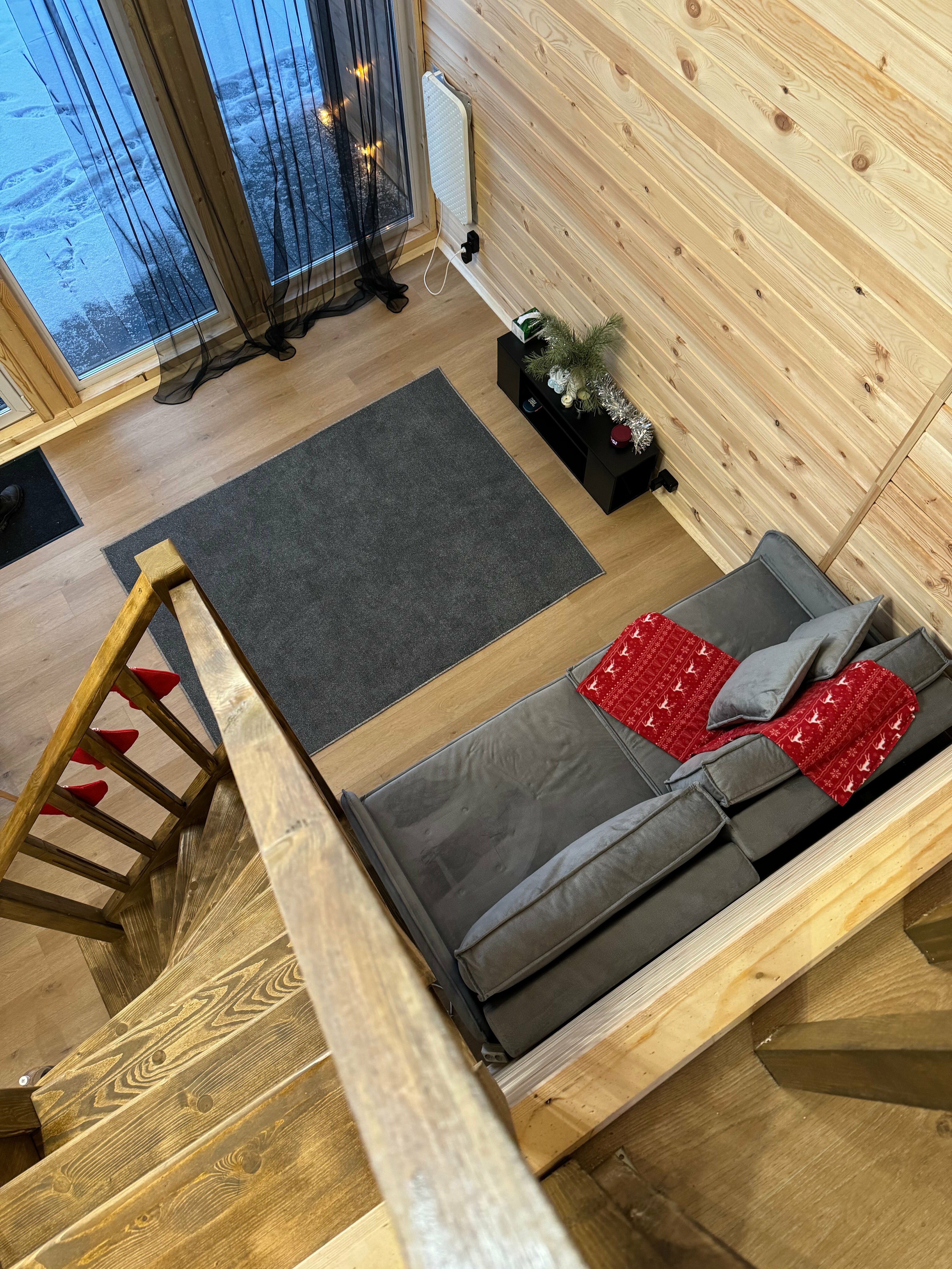 Дом с видом на озеро