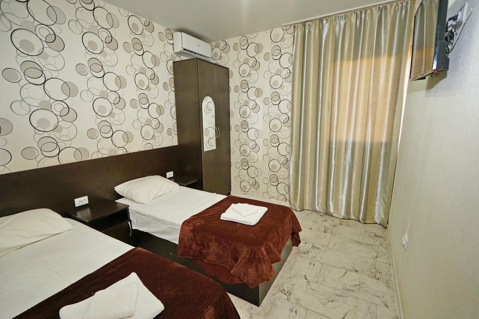 Улучшенный двухместный номер с 2 отдельными кроватями