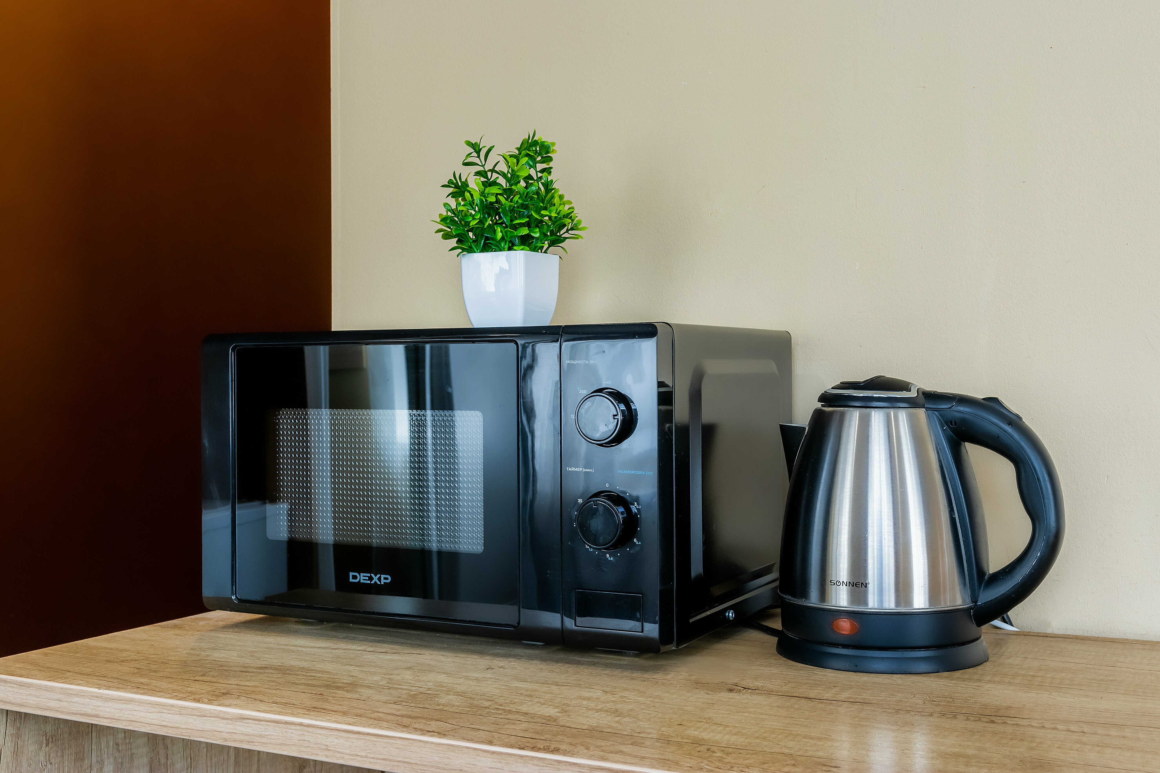 Эконом одноместный с общей ванной комнатой(цокольный этаж)