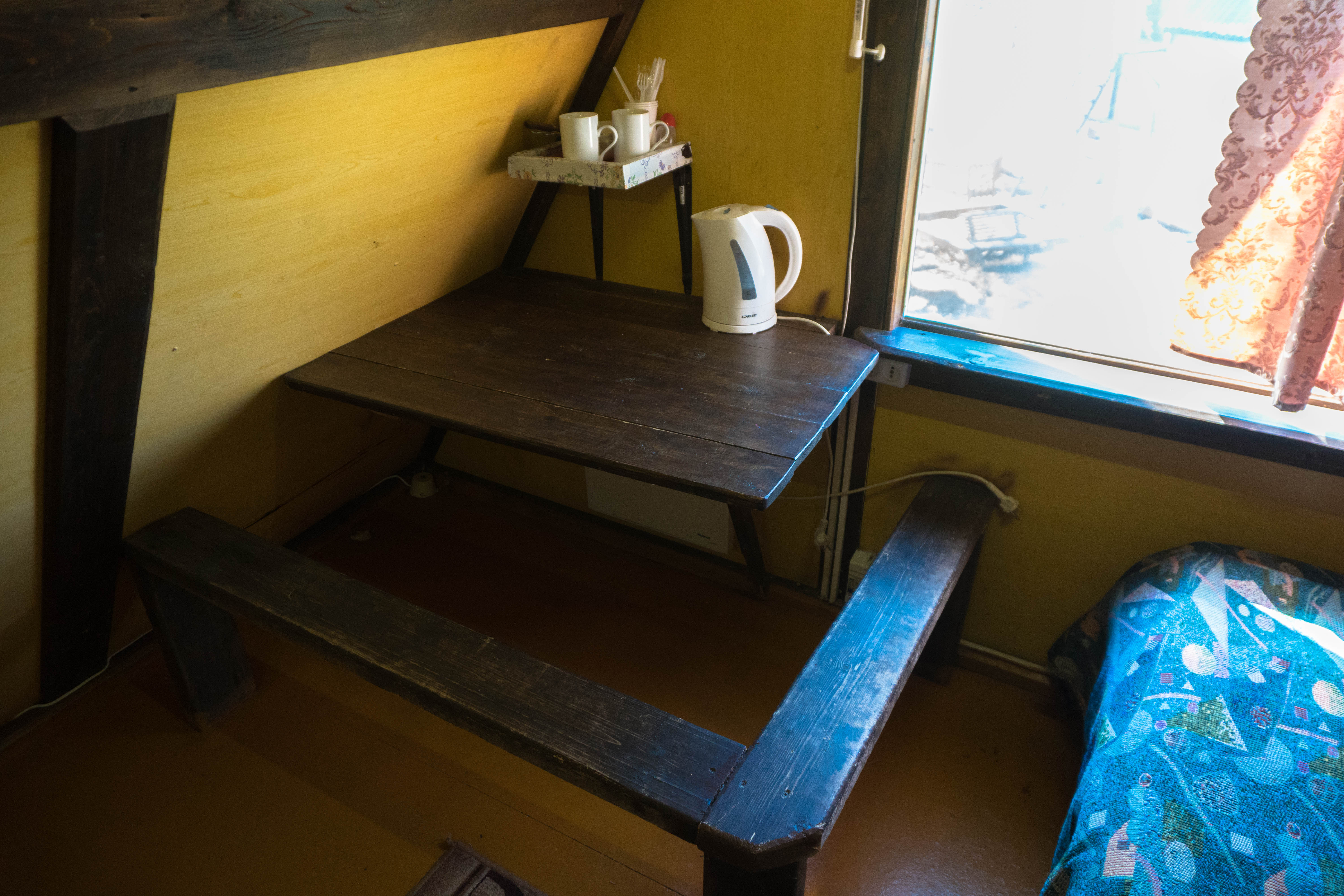 Двухместный домик с двуспальной кроватью