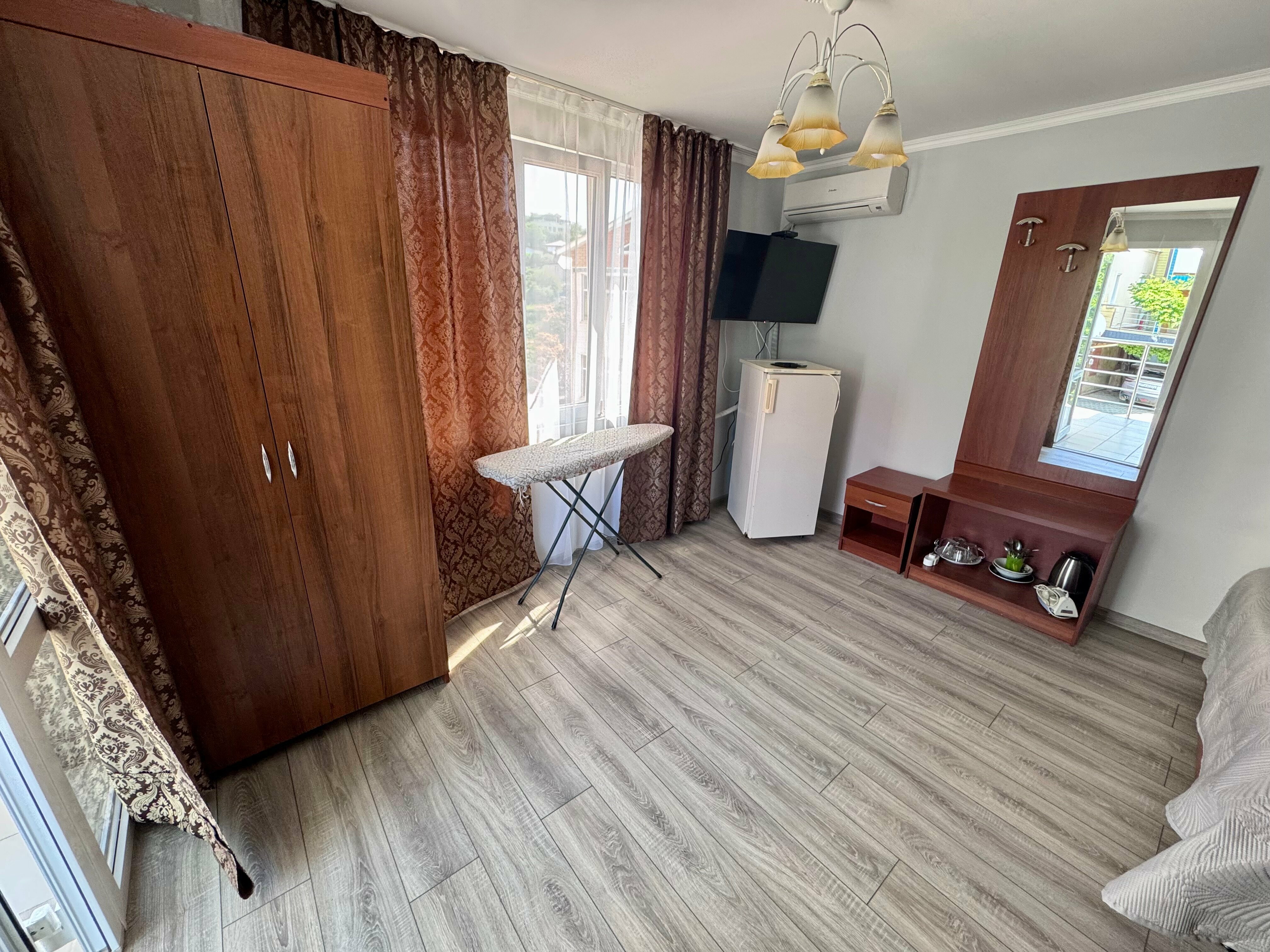 Семейный номер с видом на море