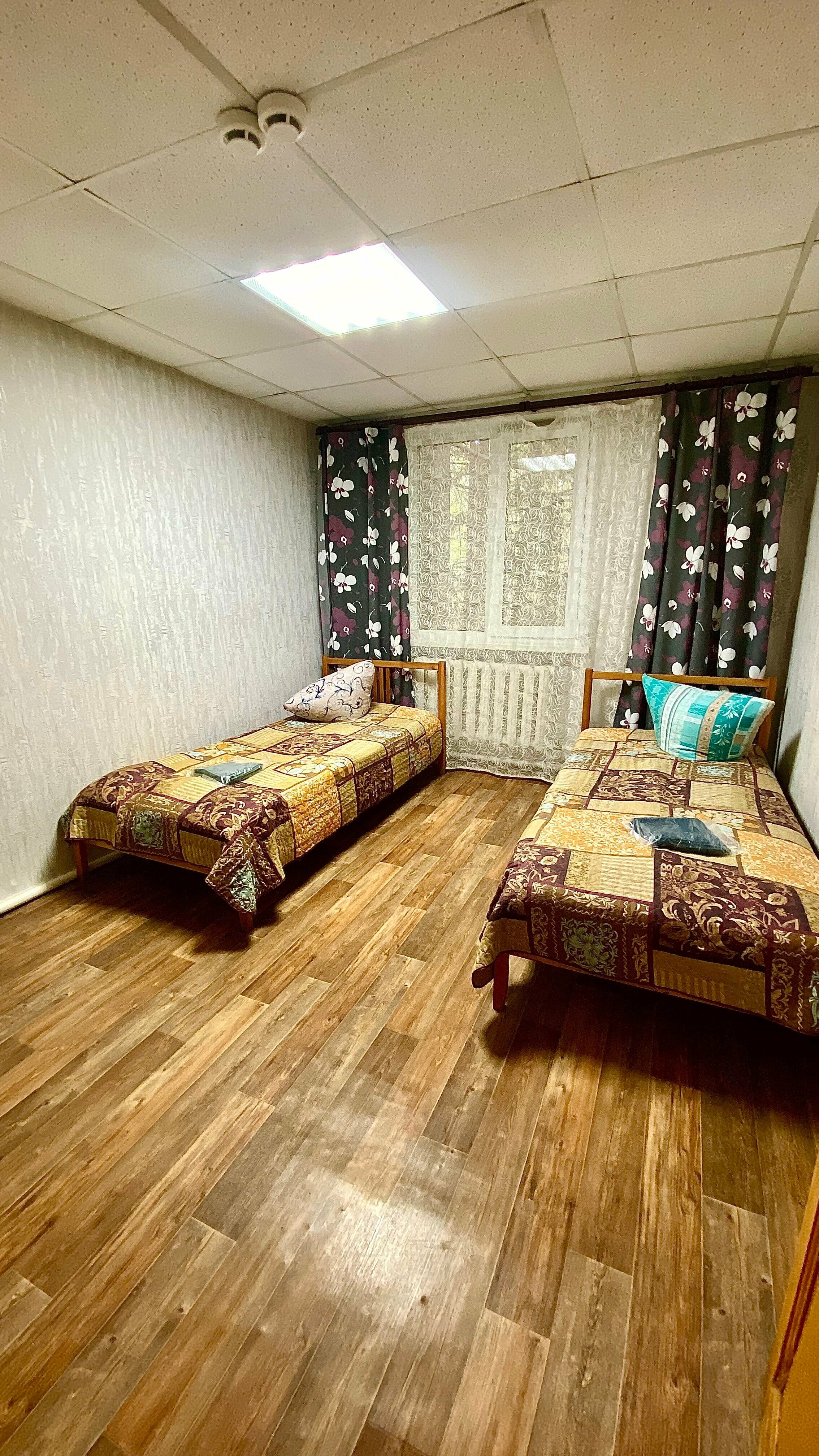 Коттедж Молодежный (номер Восточный)