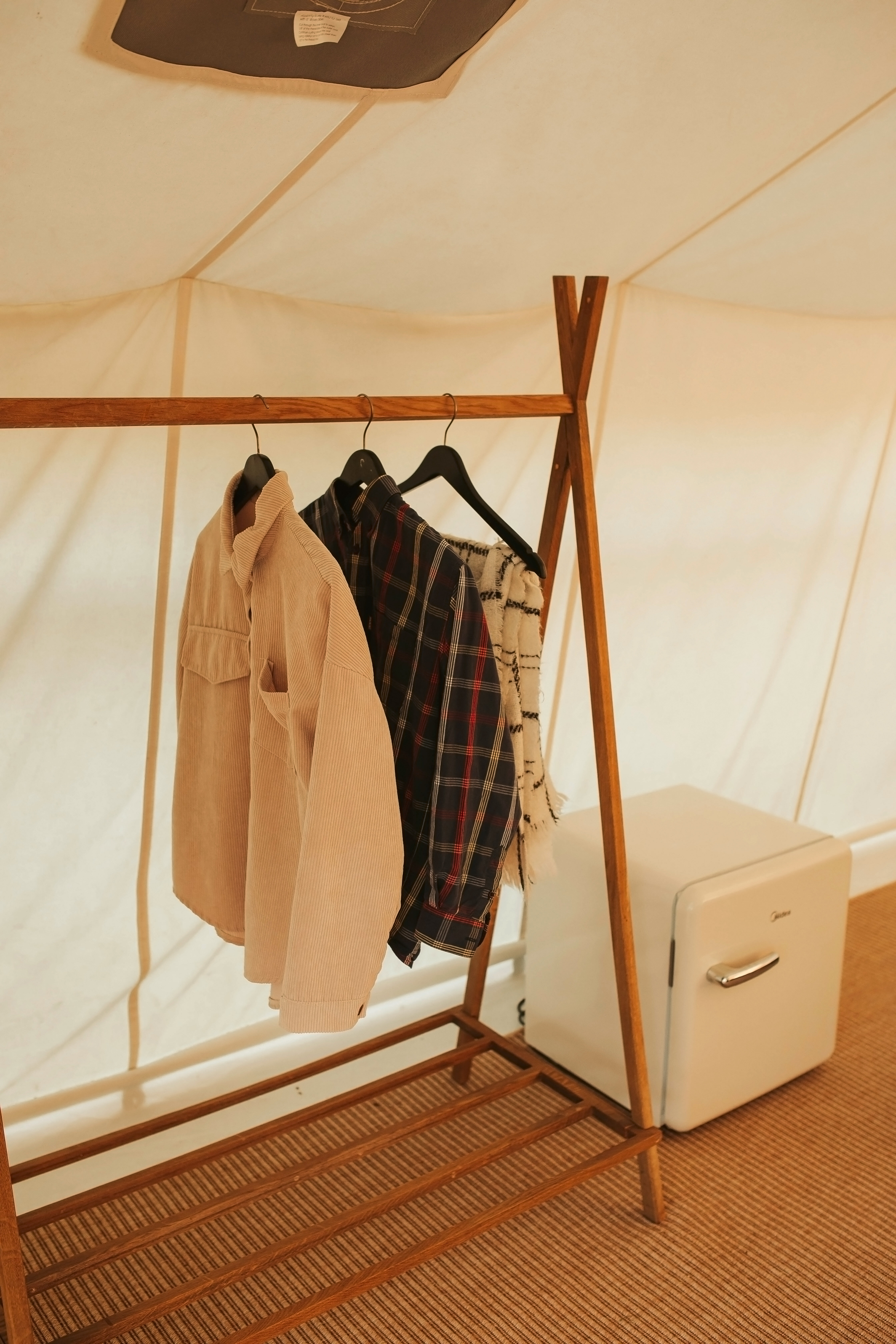 Эко-глэмпинг на берегу озера