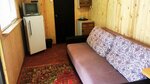 Двухместный номер с двуспальной кроватью и дополнительной кроватью в Автомобилист