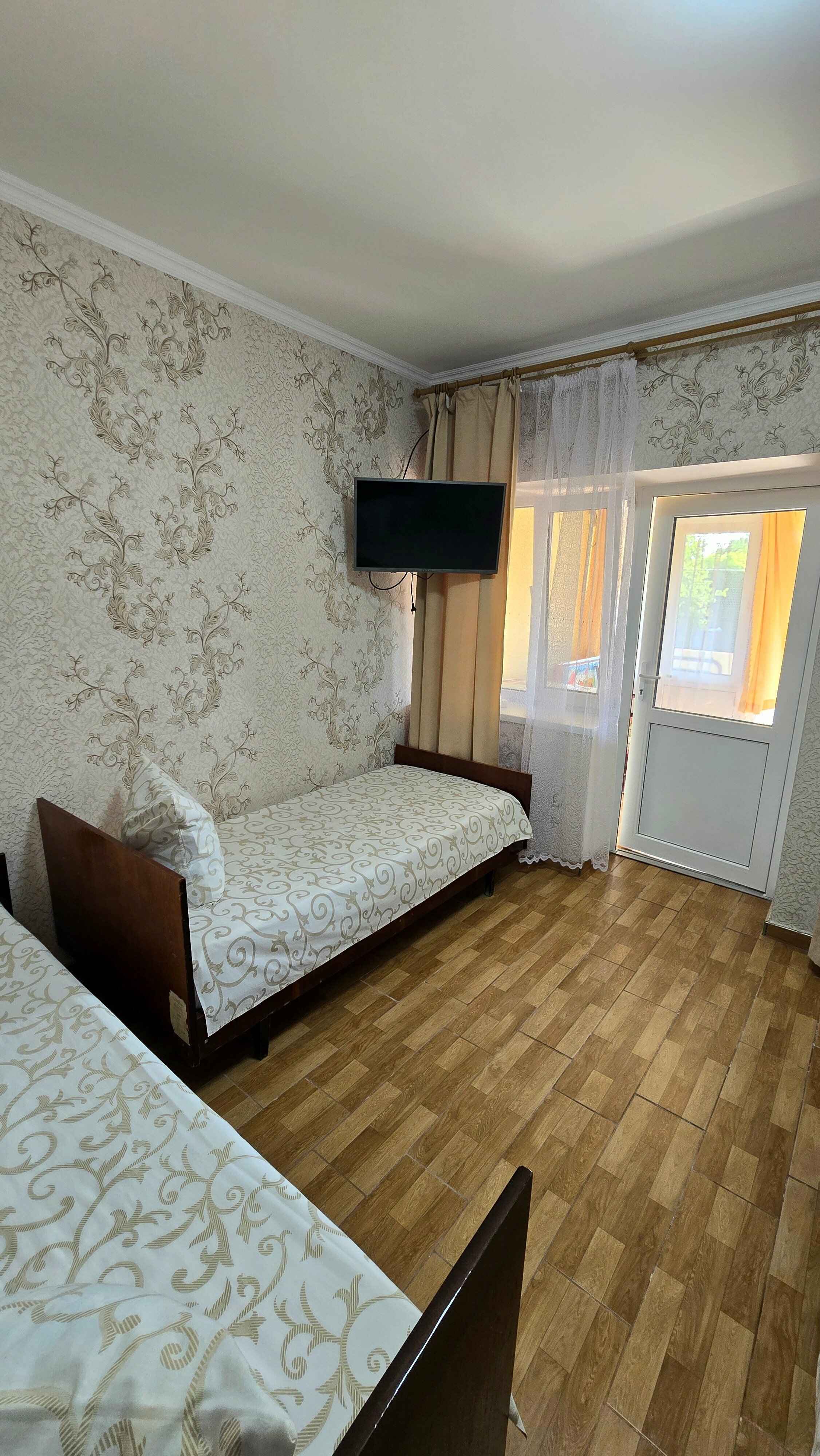 Улучшенный четырехместный номер