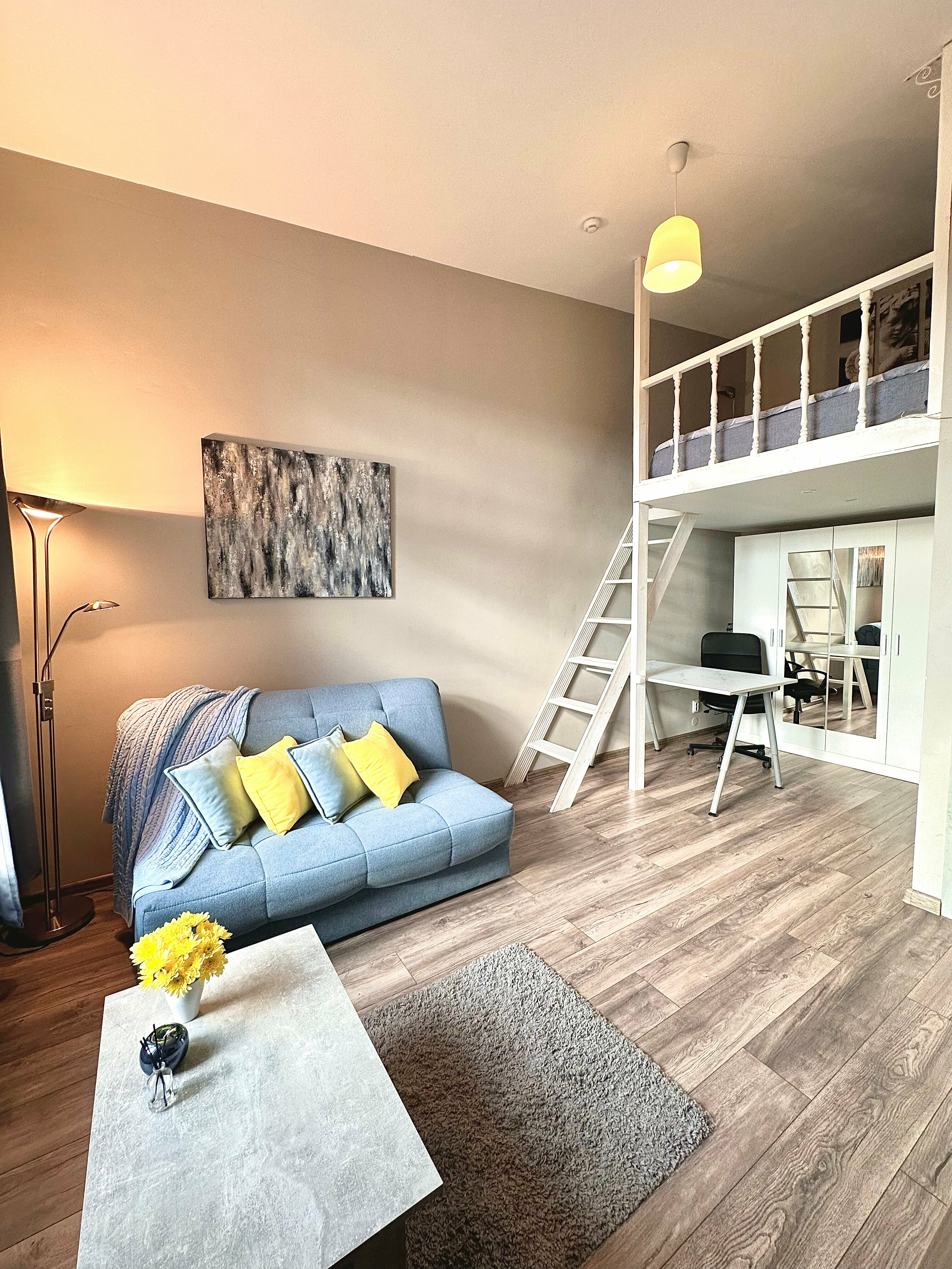 Двухуровневые апартаменты