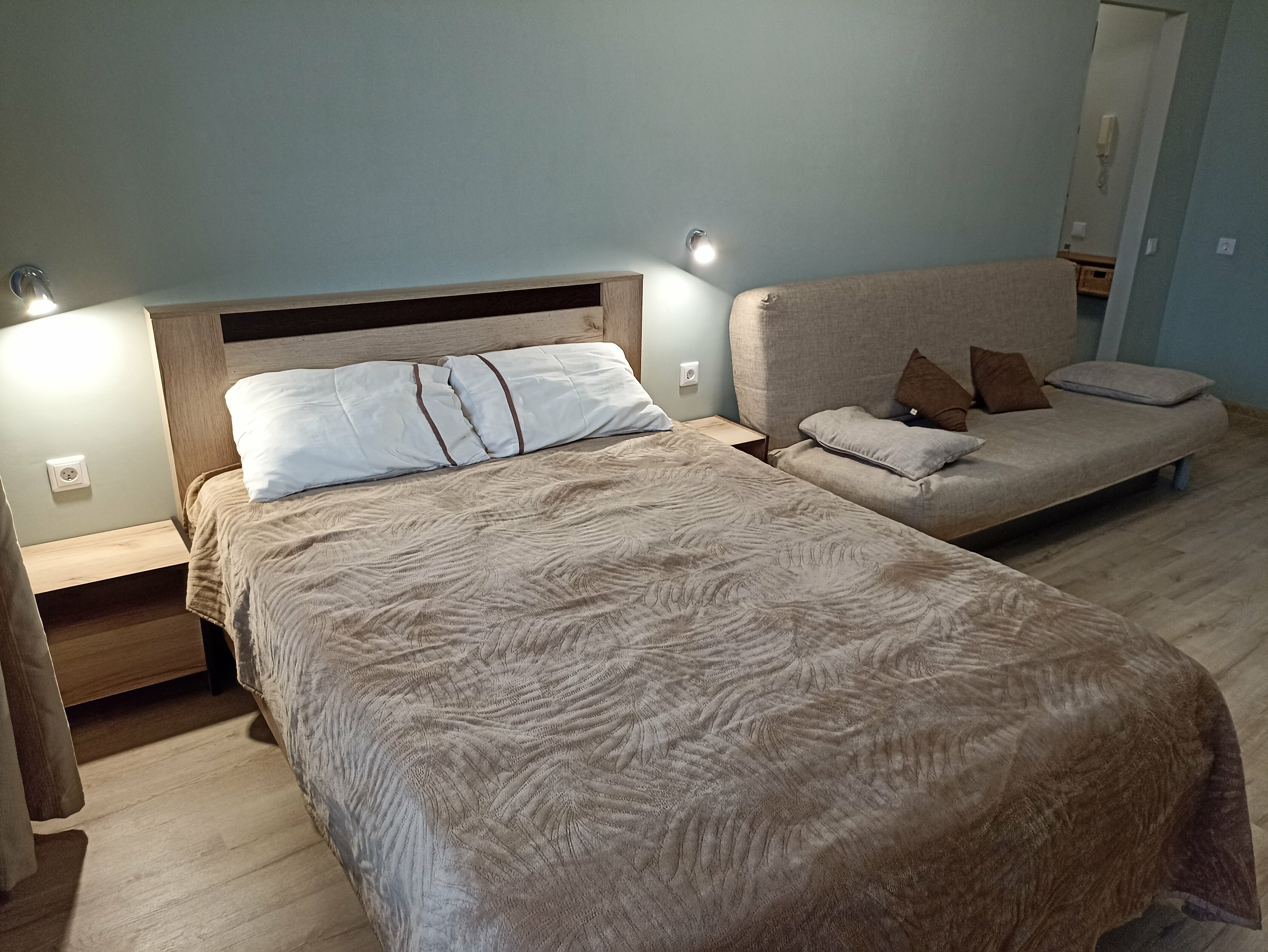 Апартаменты на ул. Угличской д.3