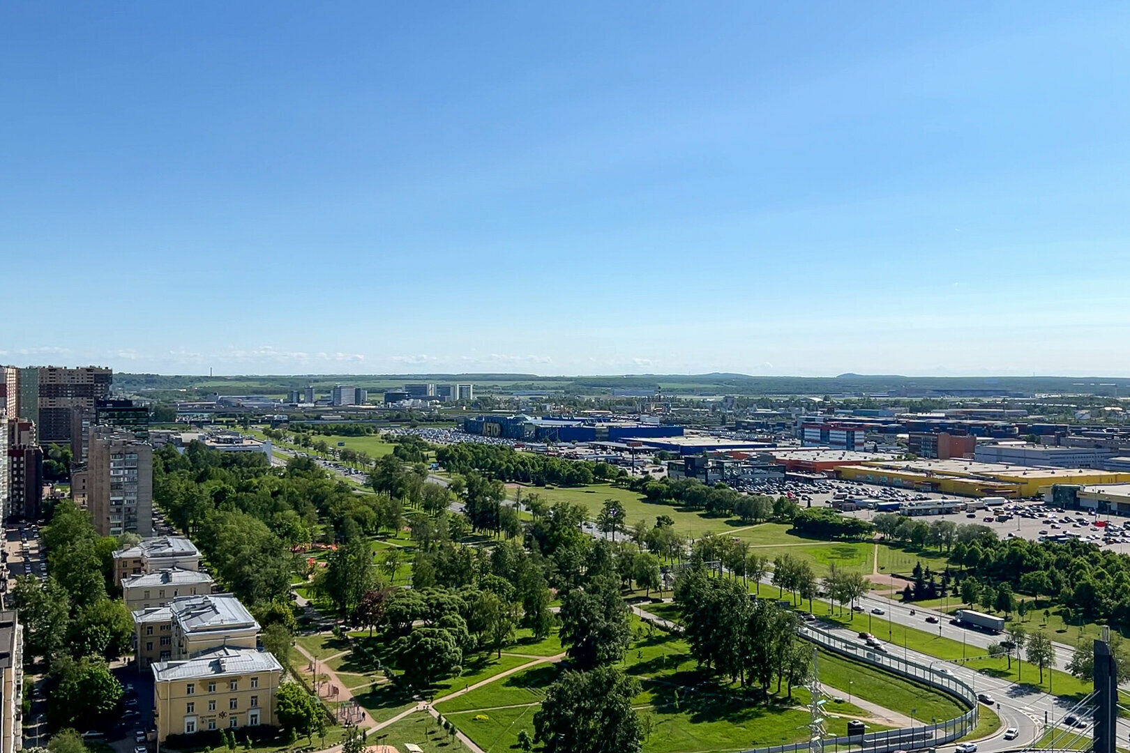 Номер с кроватью King Size на 22 этаже с видом на город