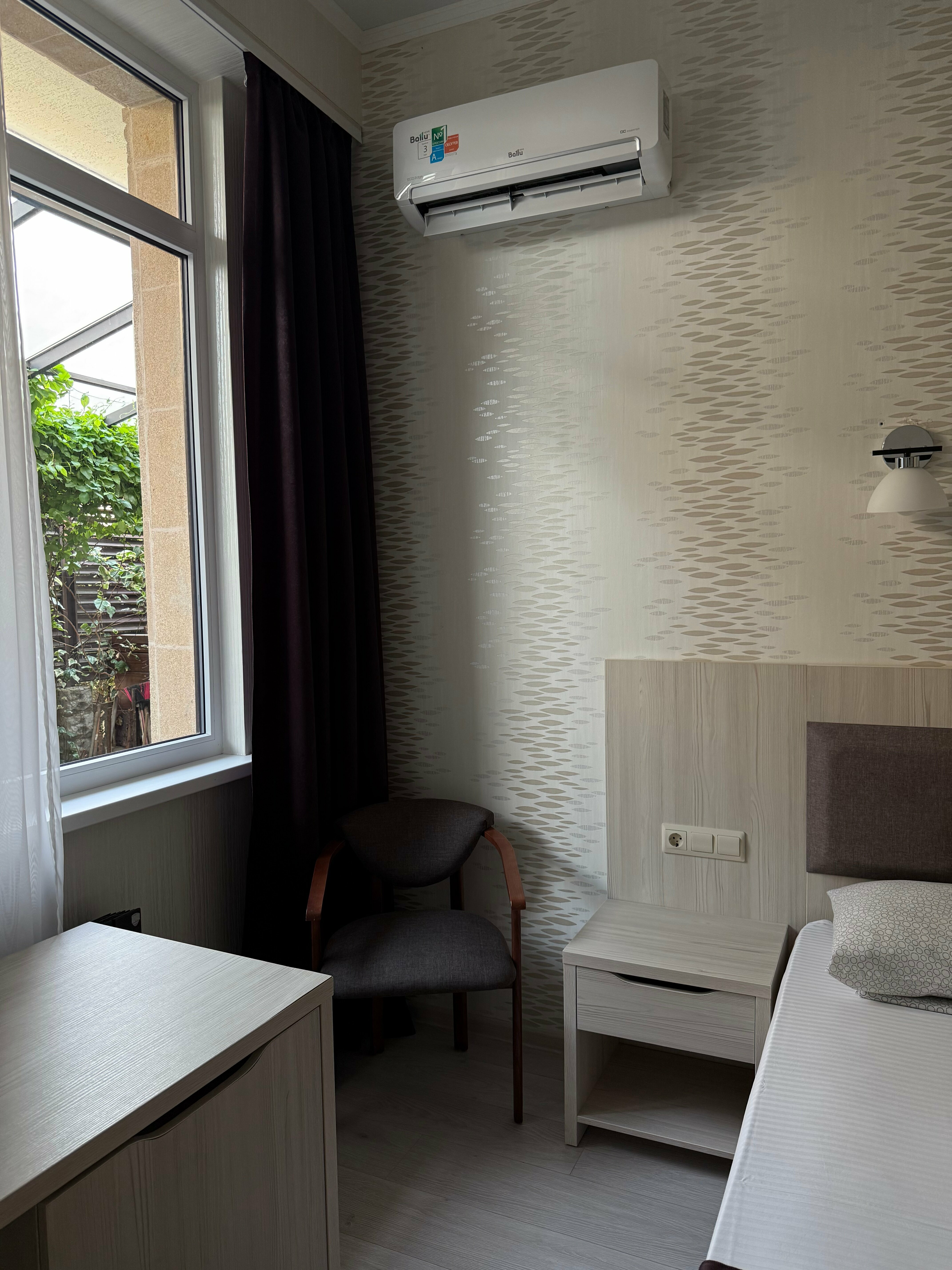 Стандартный двухместный номер с 1 кроватью или 2 отдельными кроватями, вид на сад