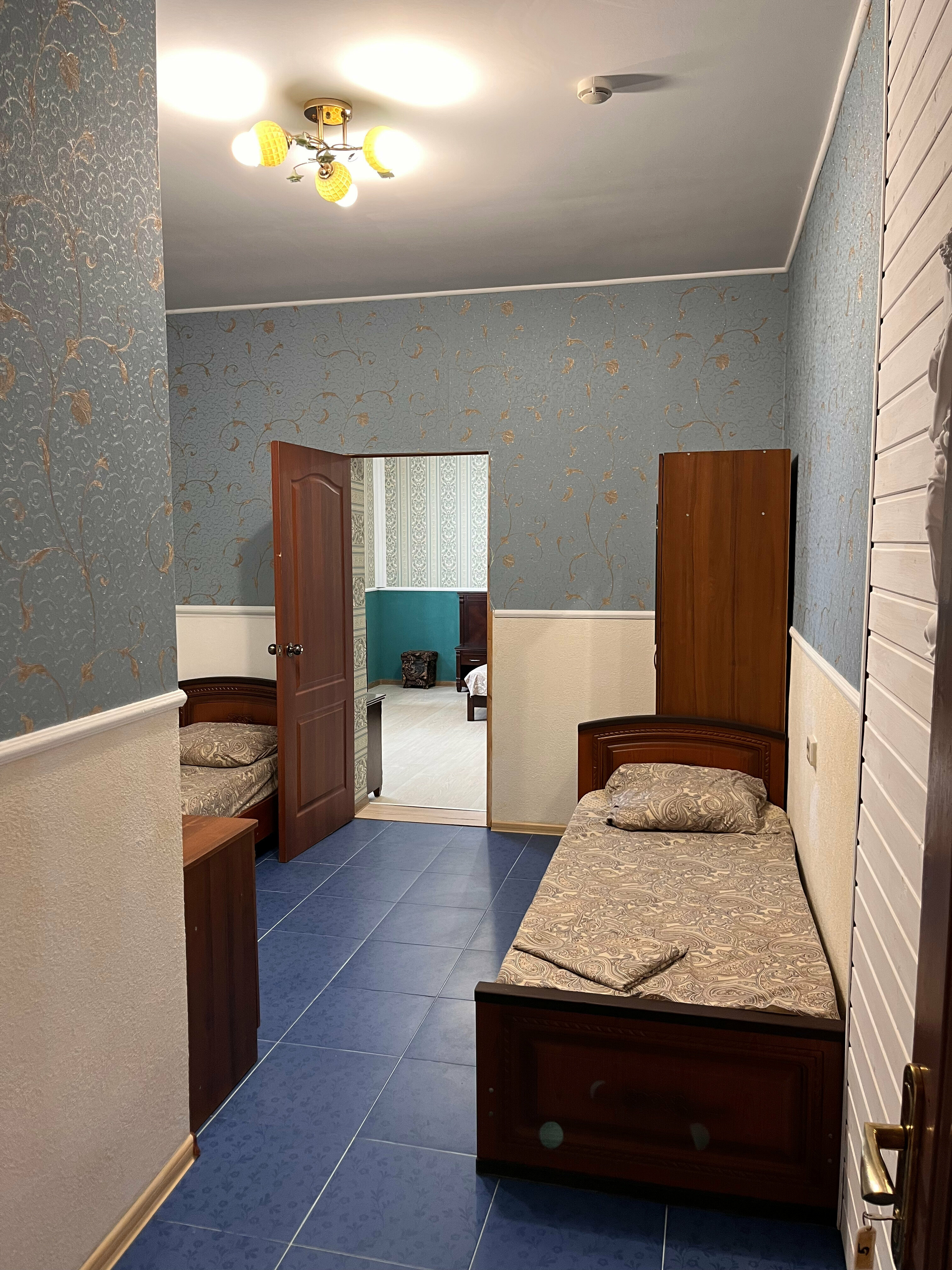 Семейный номер с балконом