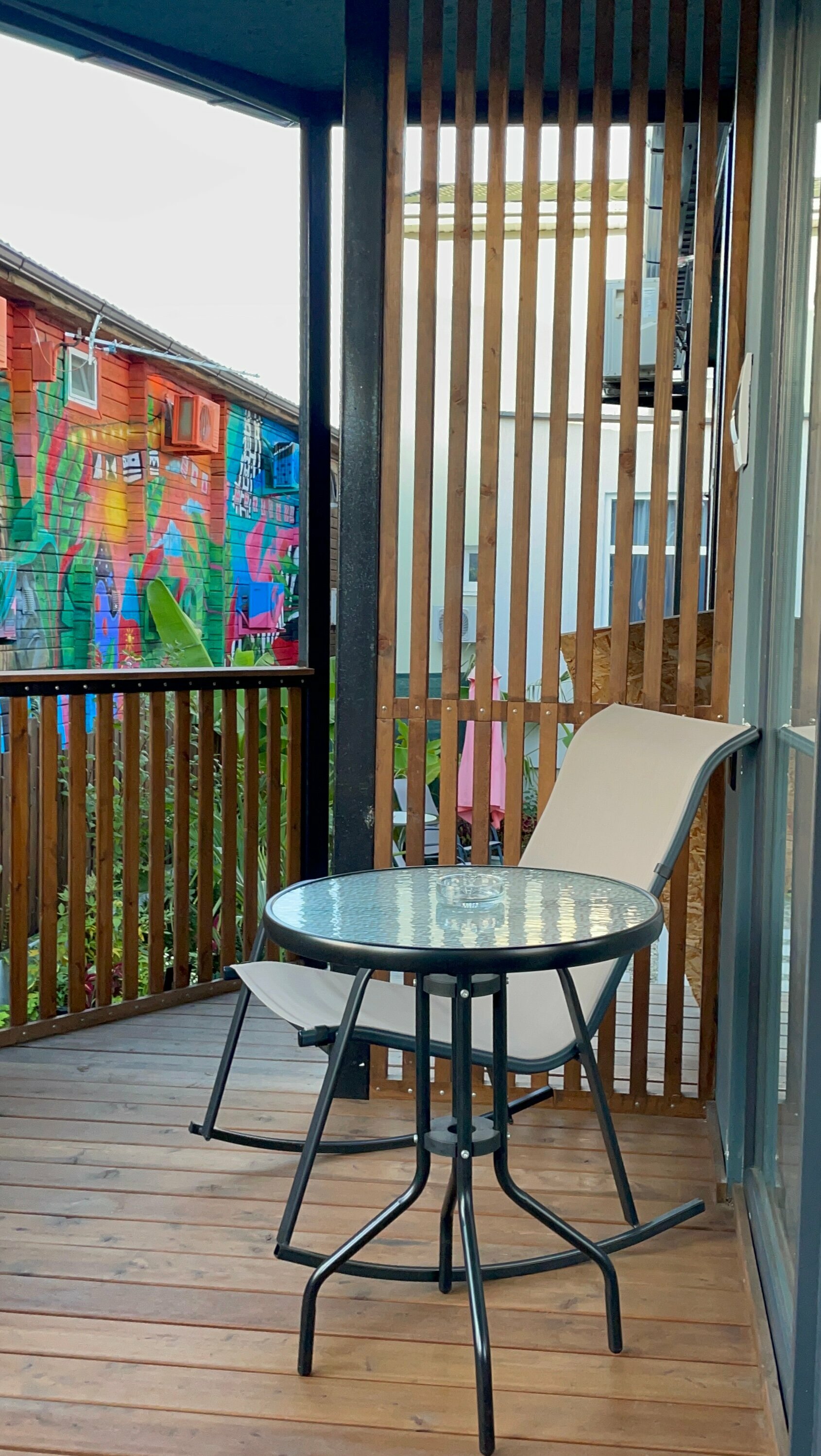 Номер 3 зеленый