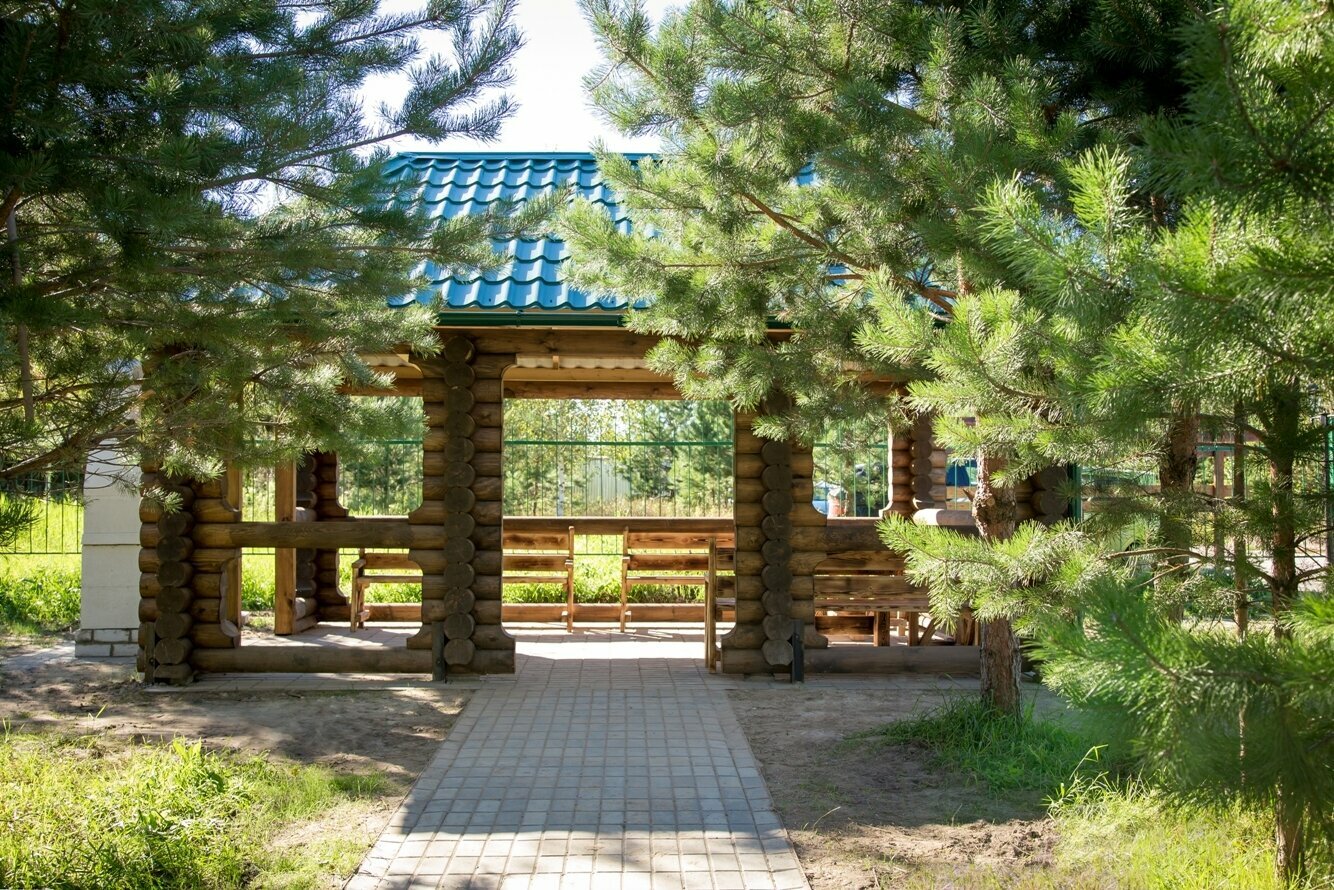 Коттедж с видом на лес