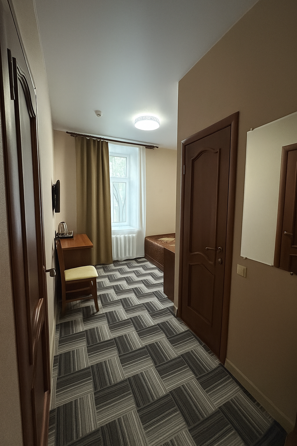 Стандартный трехместный двухкомнатный номер