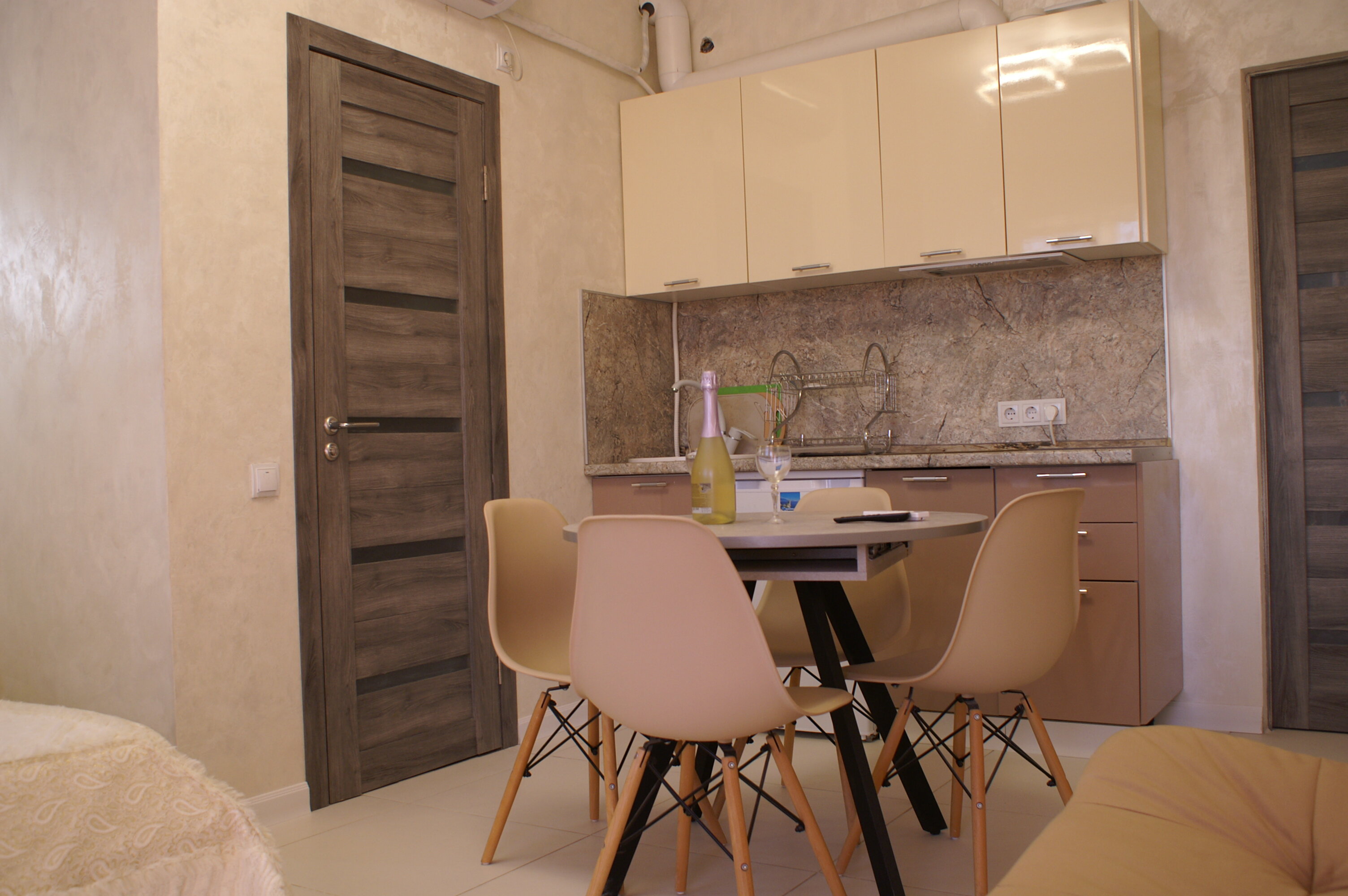 Четырехместный номер с балконом