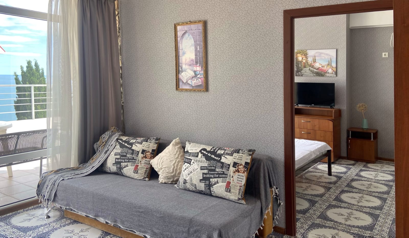 Семейный номер с видом на море