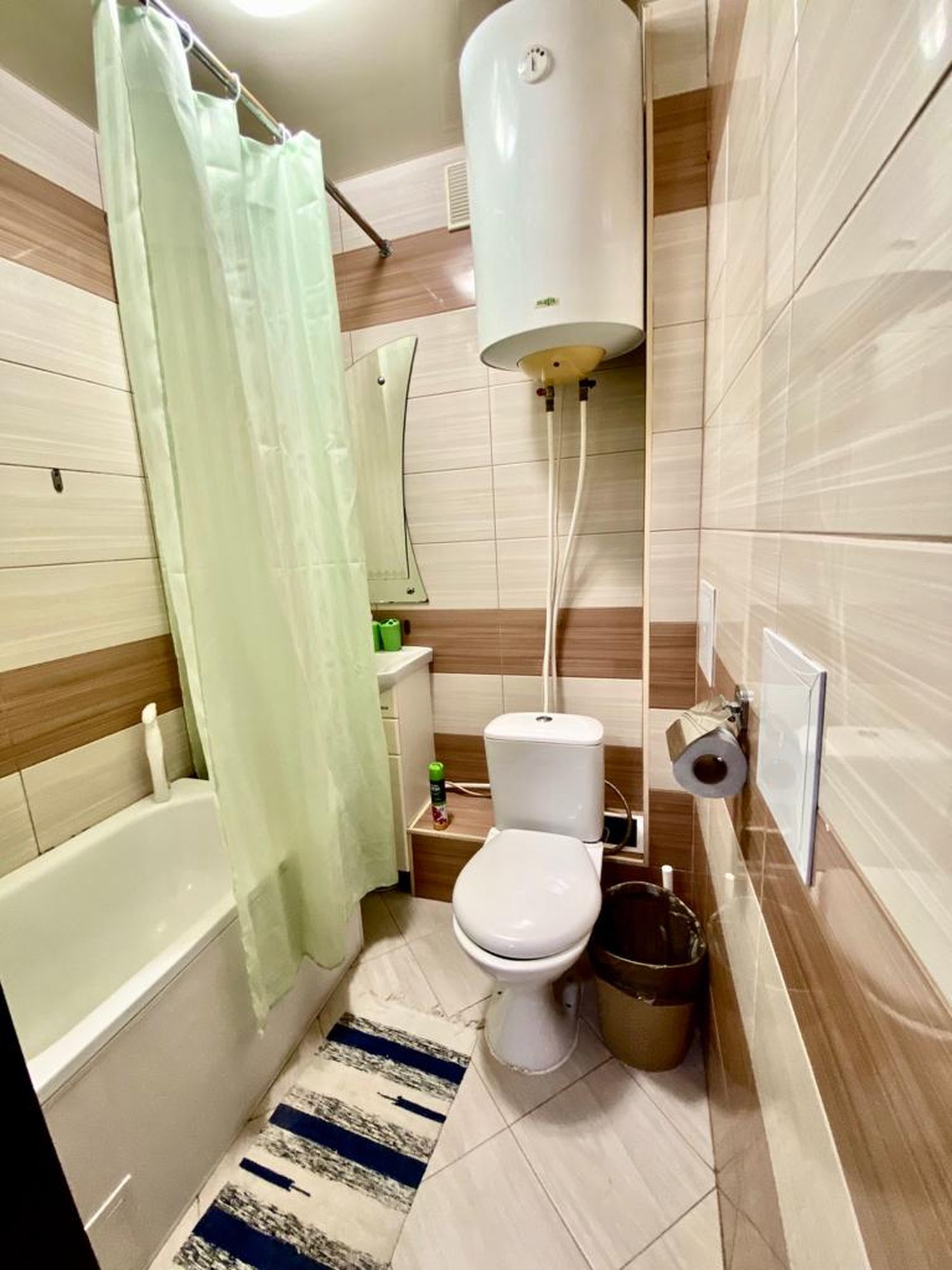 Жилая двухместная комната с балконом и общим санузлом С19-91 (White,Gold)