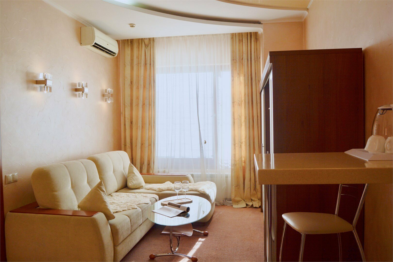 Большой двухместный номер с 1 кроватью