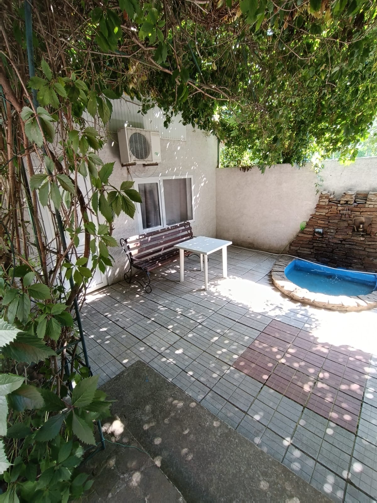 Трехместный домик