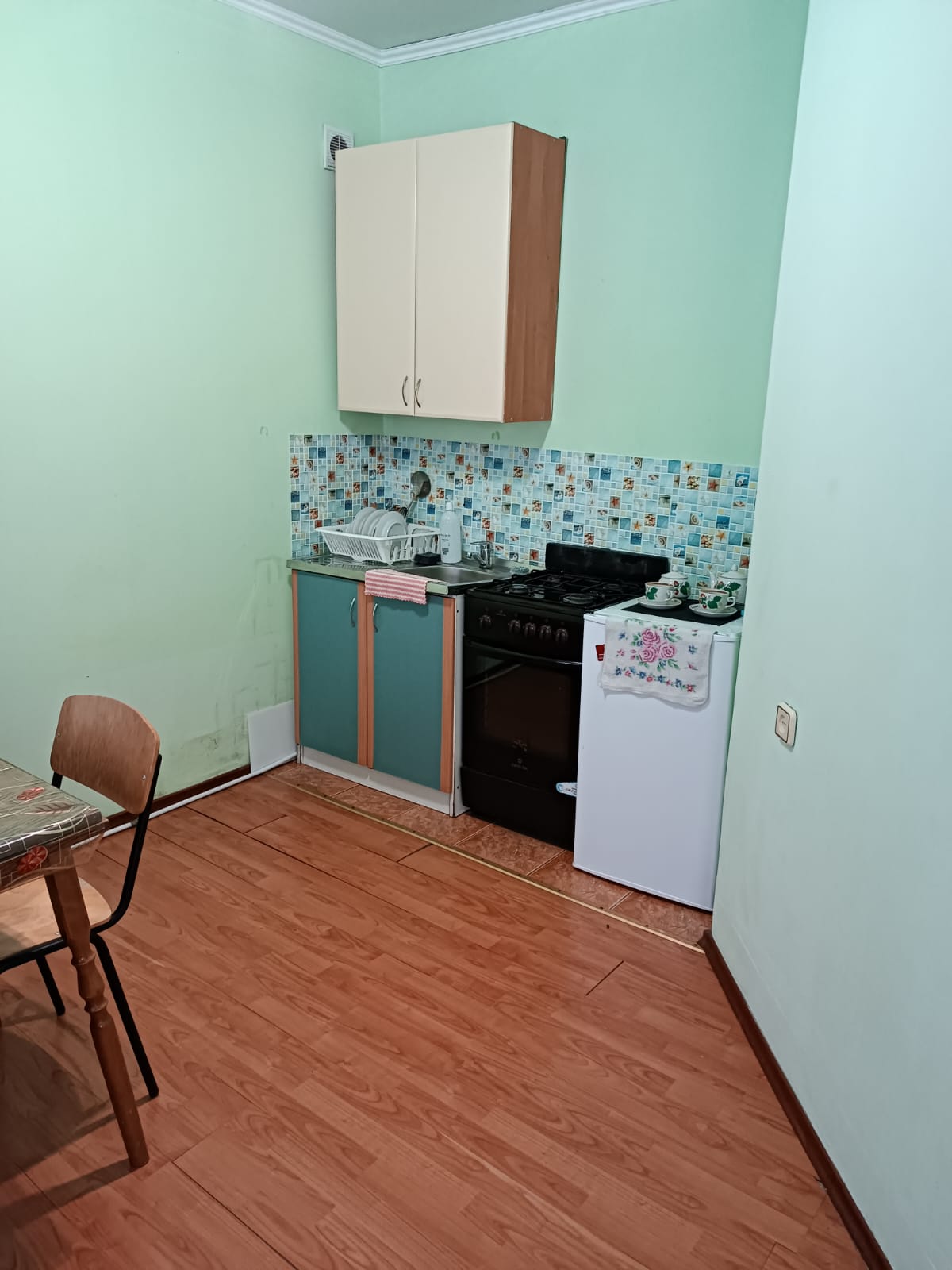 Домик  2-х комнатный с кухней