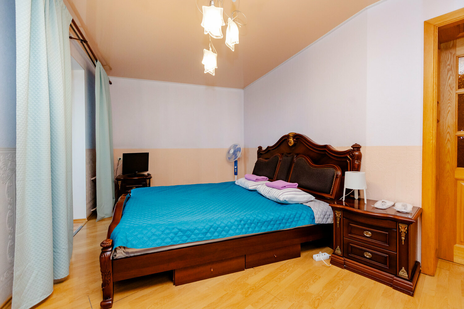 Жилая комната в 3-х комнатной квартире с общим санузлом и кухней С19-107