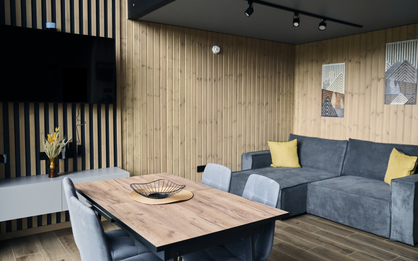 Двухуровневый номер-студия