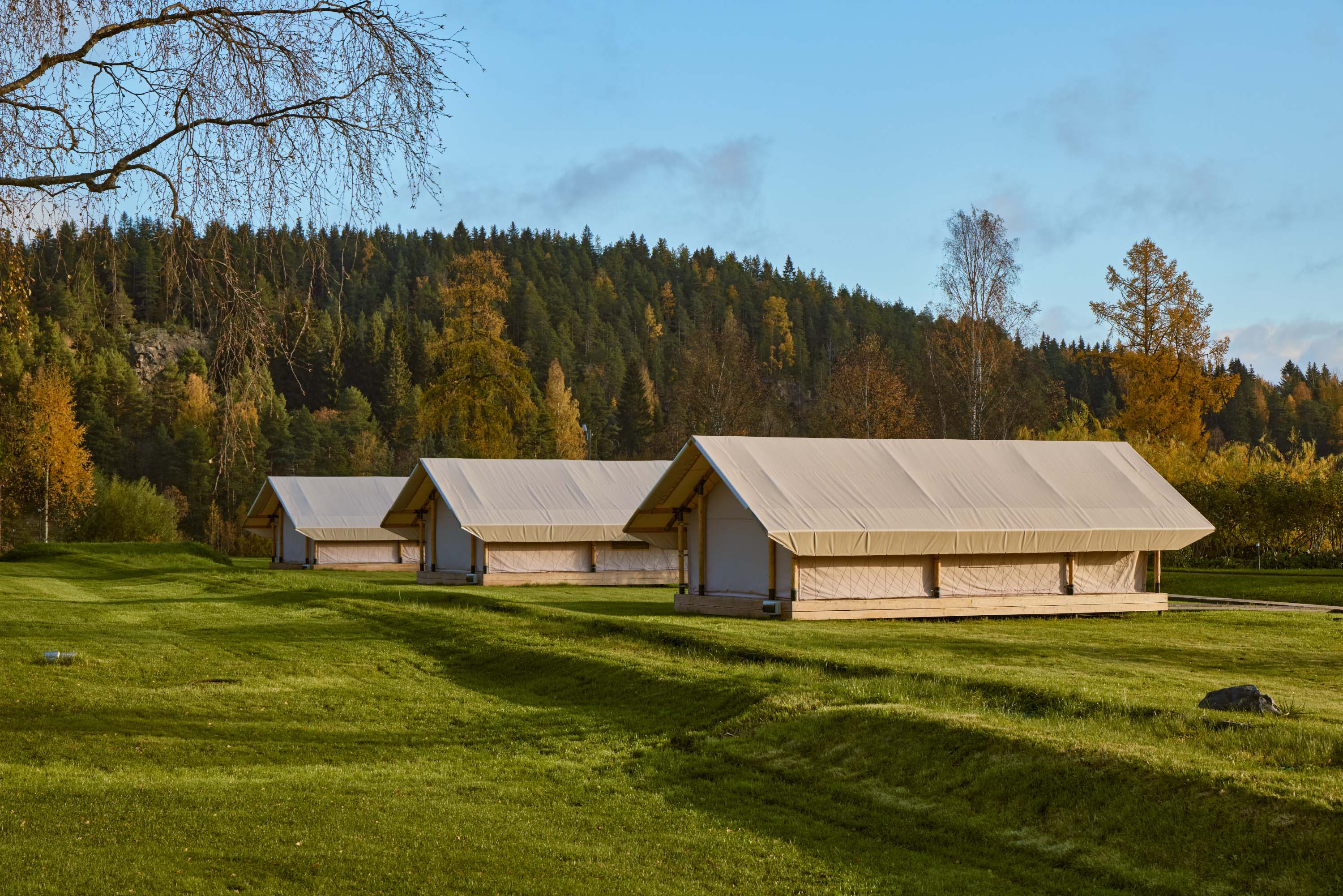 "Шатер Люкс"