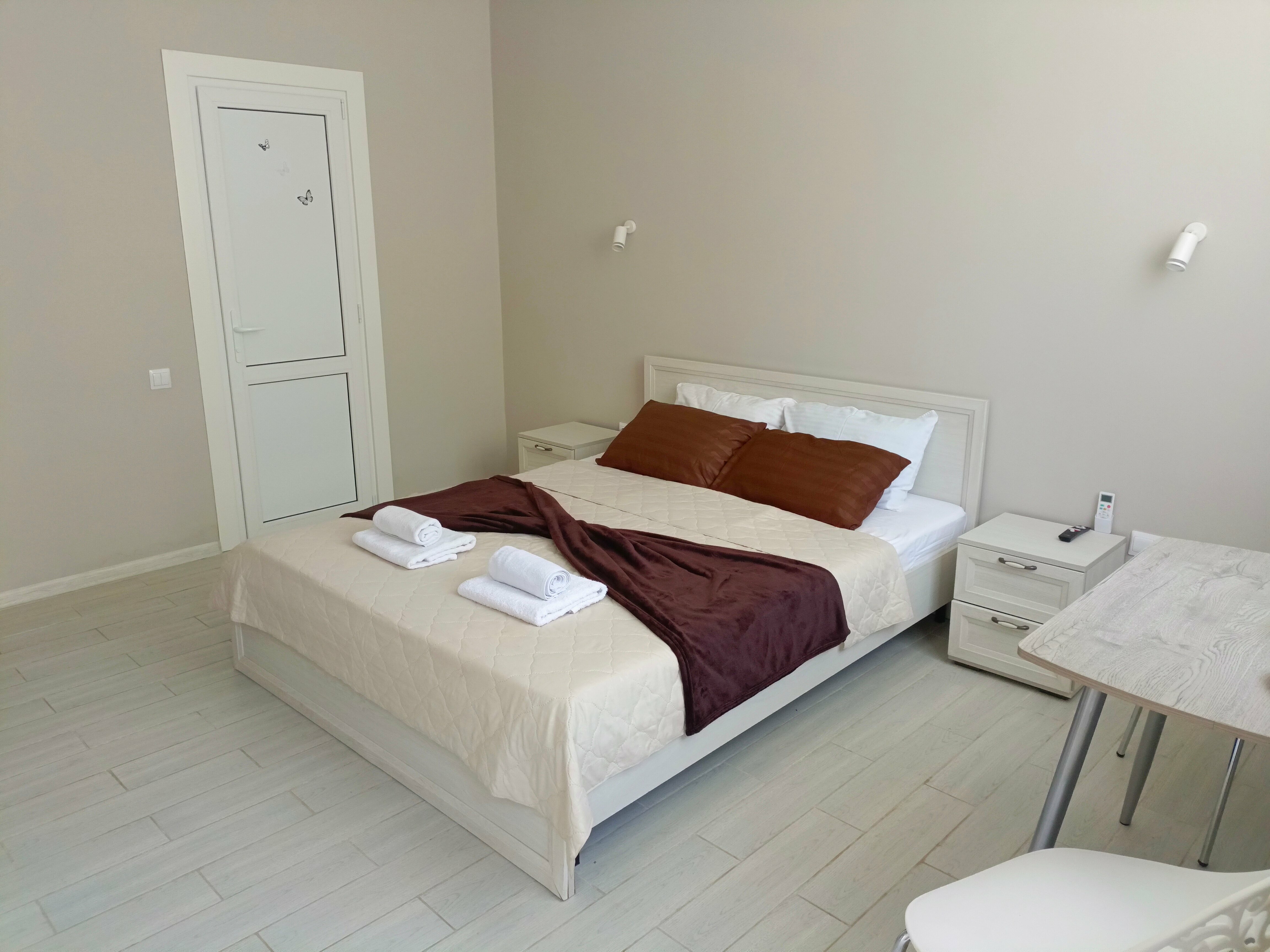 Двухместный номер Делюкс с 1 кроватью и душем