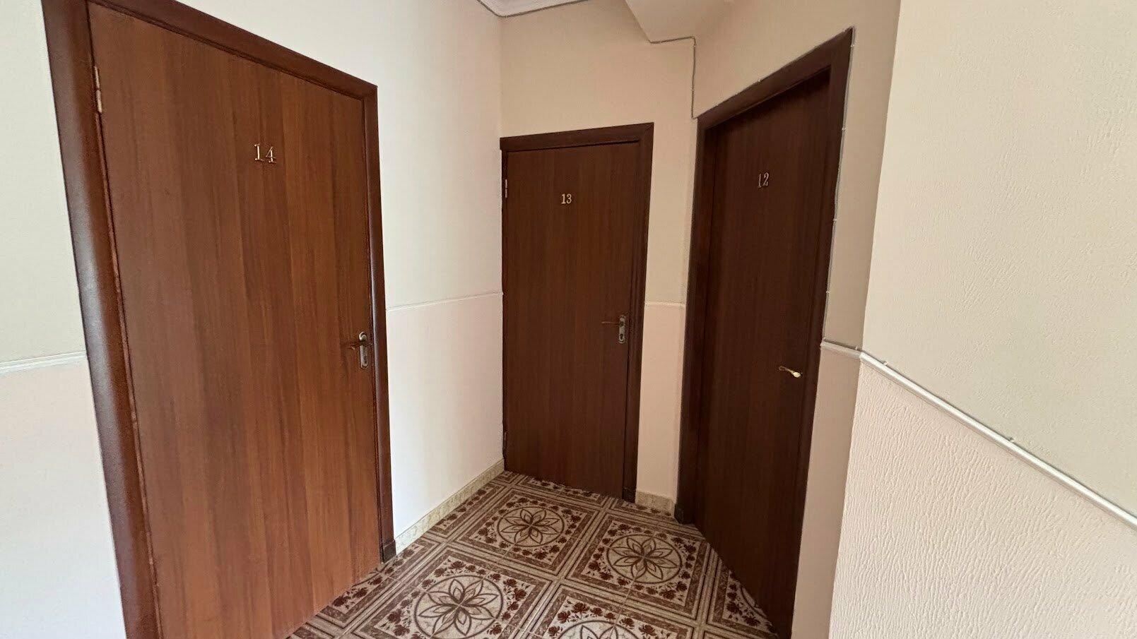 Трехместный номер с балконом